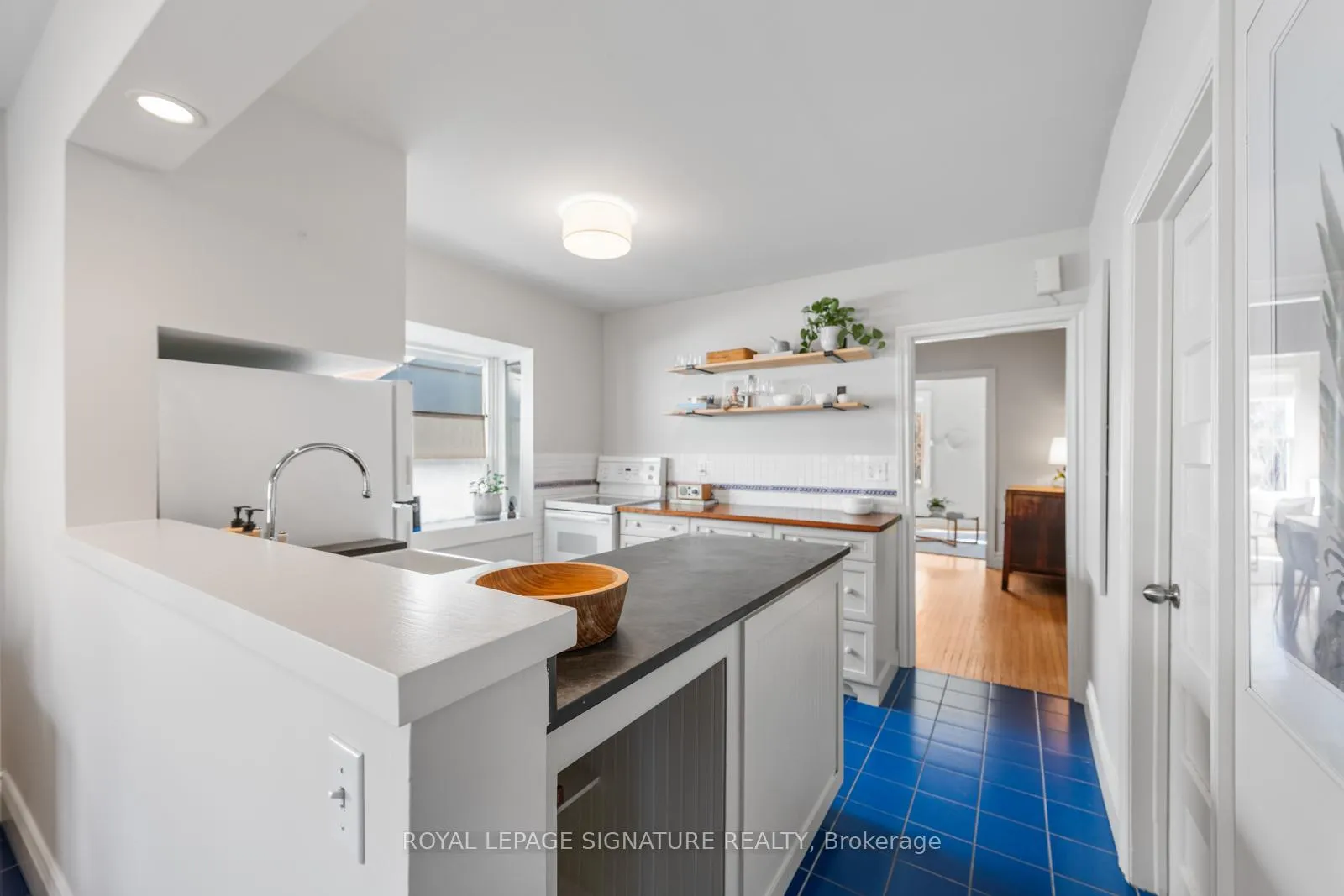 Photo 16 of 202 Silver Birch Avenue, Toronto, The Beaches — HOMEH
