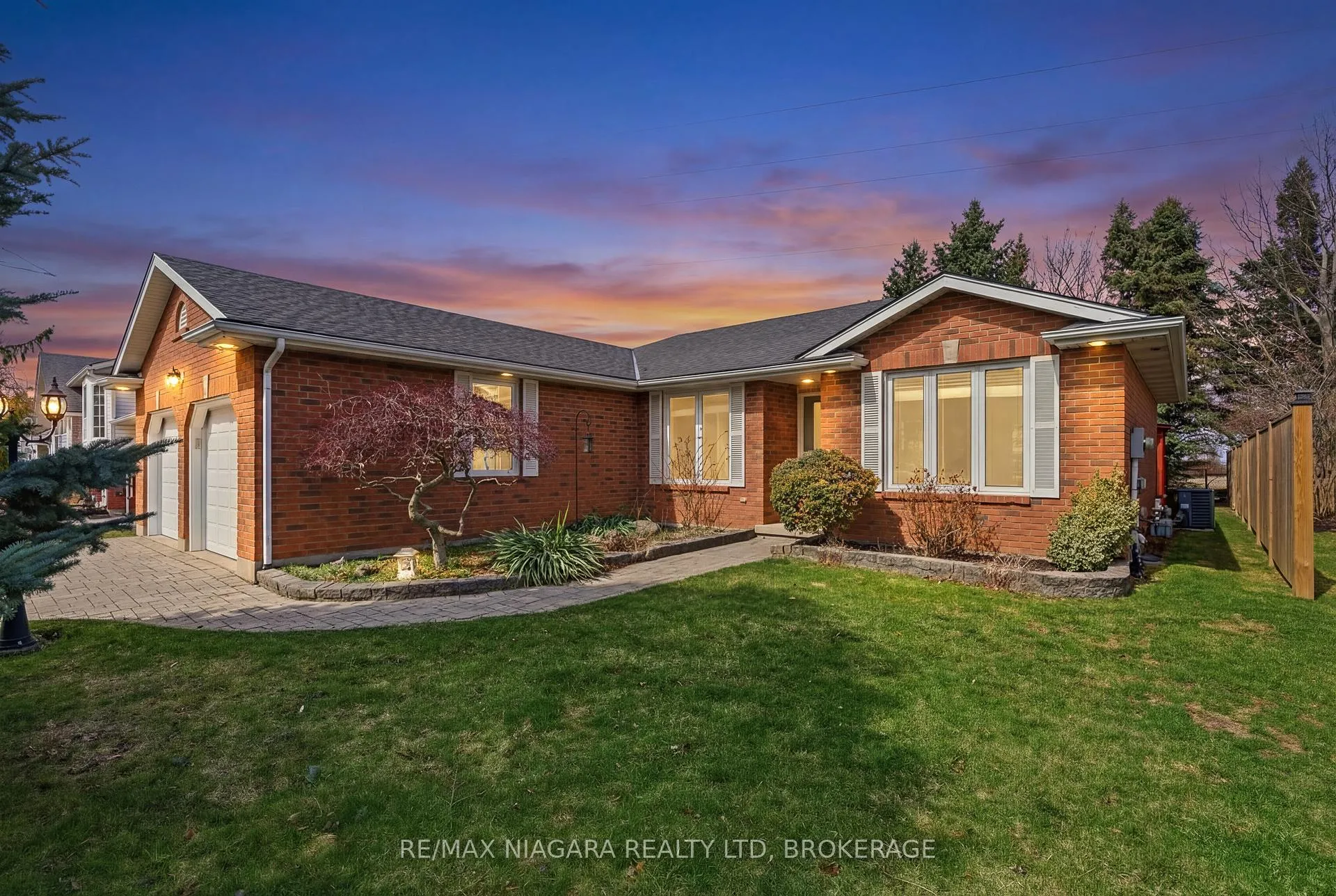 Photo 1 of 7865 Bishop Avenue, Niagara Falls, Mt. Carmel — HOMEH