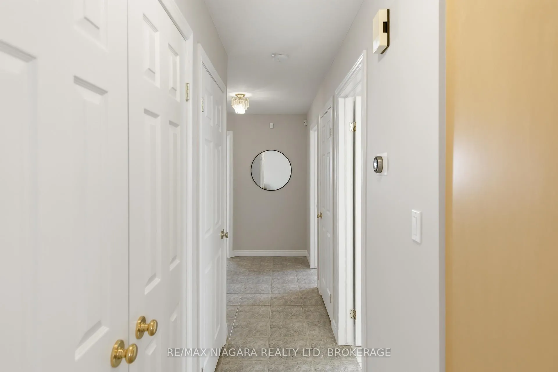Photo 15 of 7865 Bishop Avenue, Niagara Falls, Mt. Carmel — HOMEH