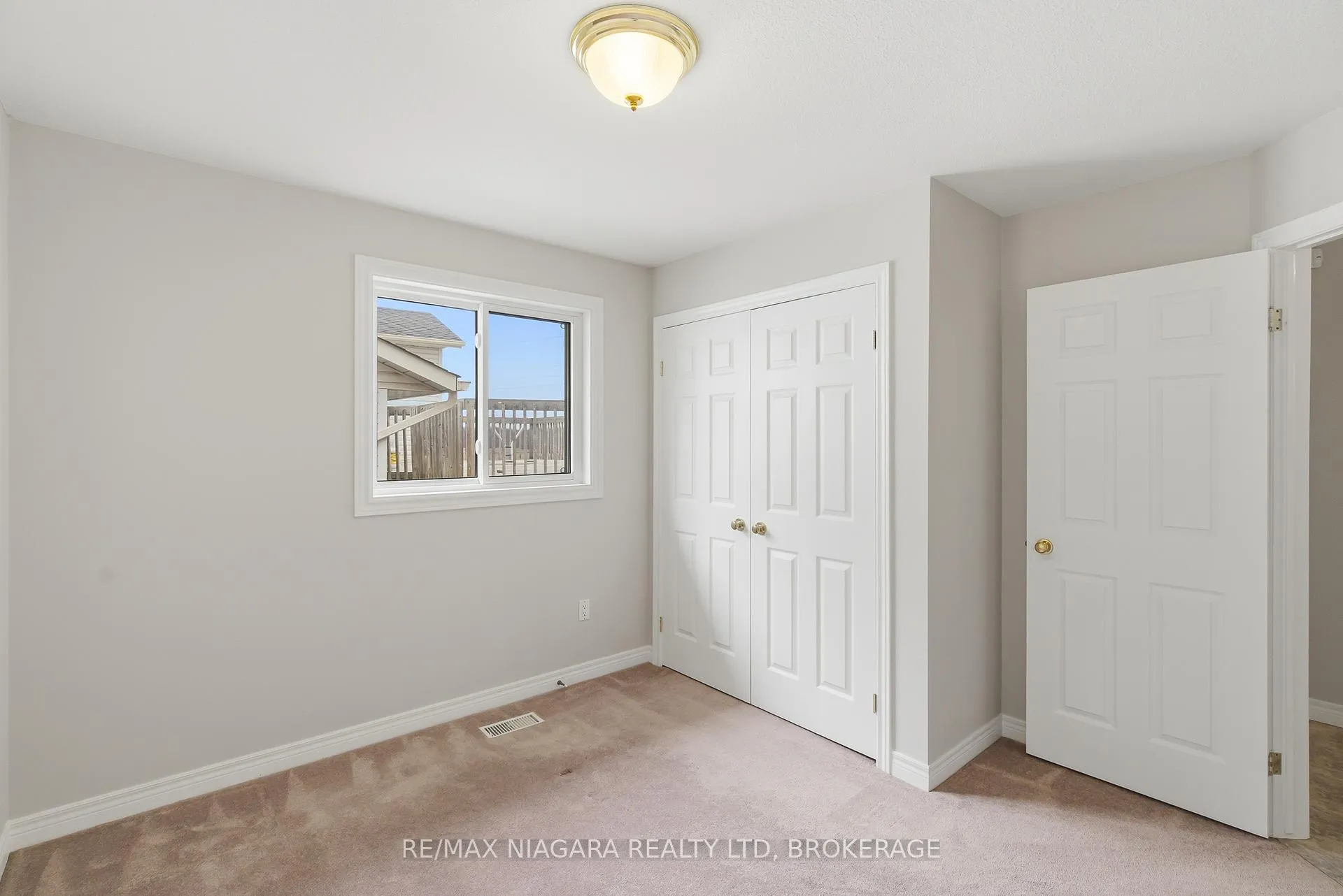 Photo 21 of 7865 Bishop Avenue, Niagara Falls, Mt. Carmel — HOMEH