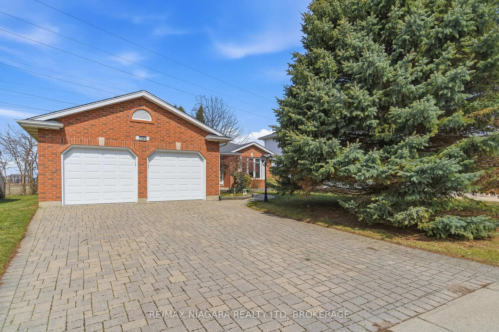 Photo 30 of 7865 Bishop Avenue, Niagara Falls, Mt. Carmel — HOMEH
