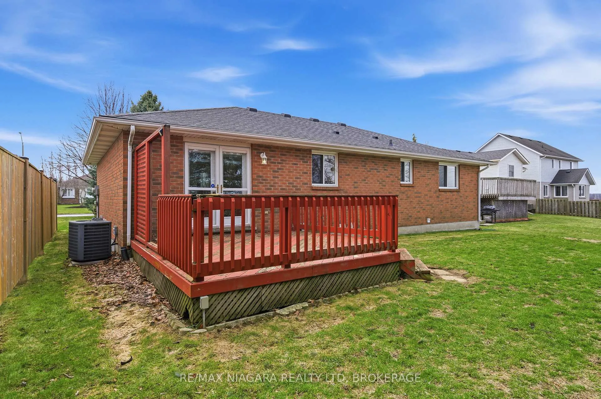Photo 32 of 7865 Bishop Avenue, Niagara Falls, Mt. Carmel — HOMEH
