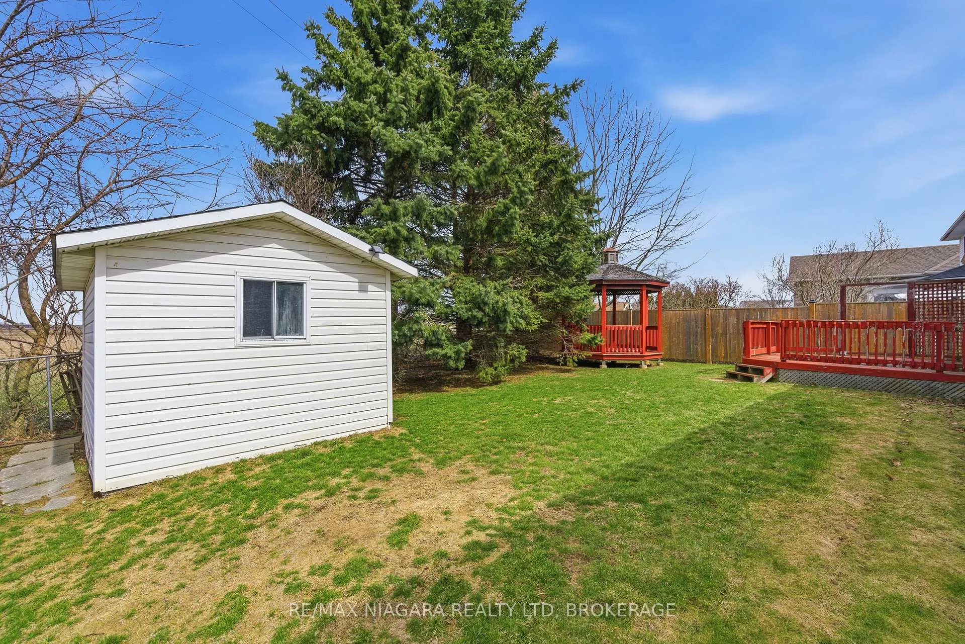 Photo 35 of 7865 Bishop Avenue, Niagara Falls, Mt. Carmel — HOMEH