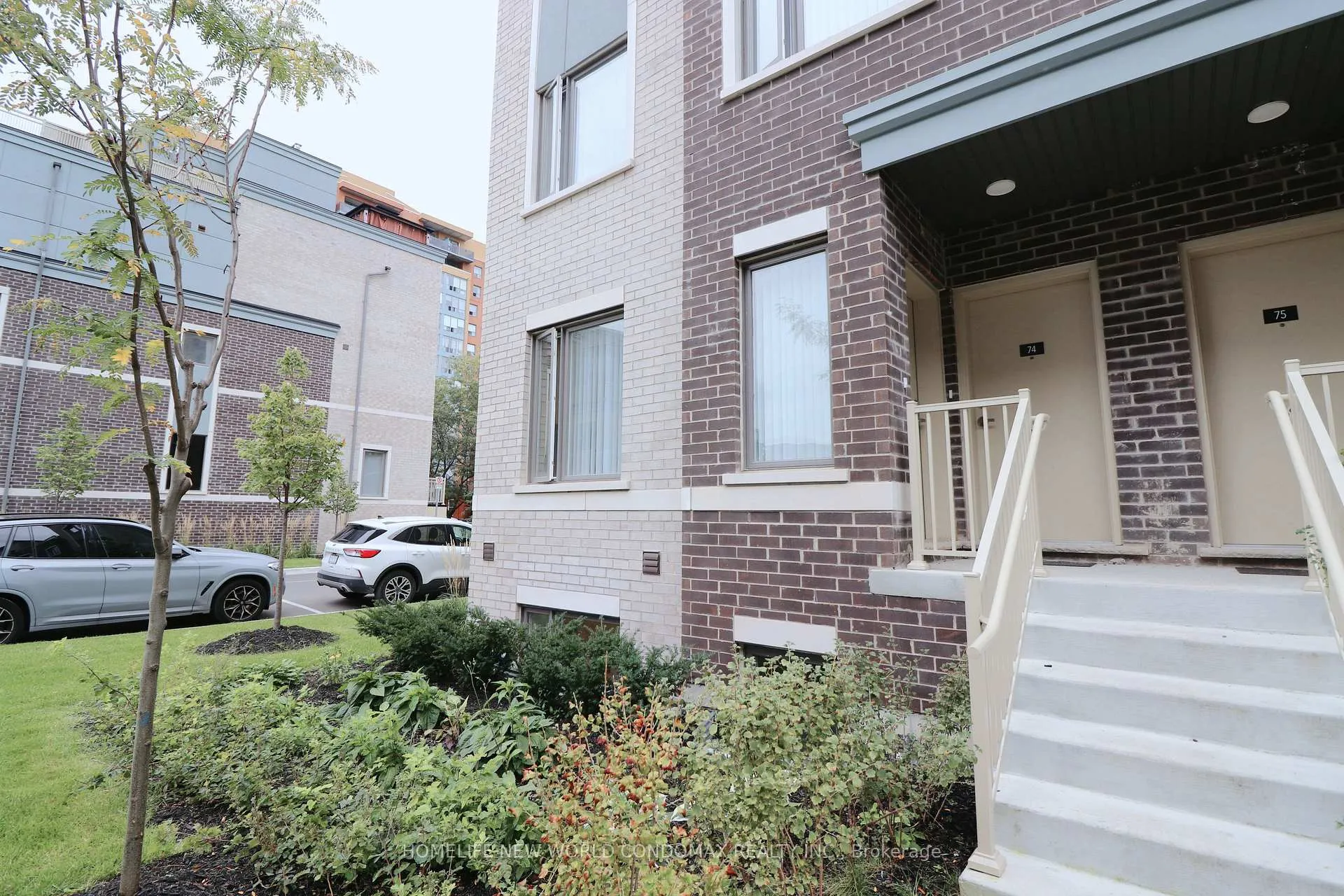 Photo 2 of Unit 73, 10 William Jackson Way, Etobicoke, New Toronto — HOMEH