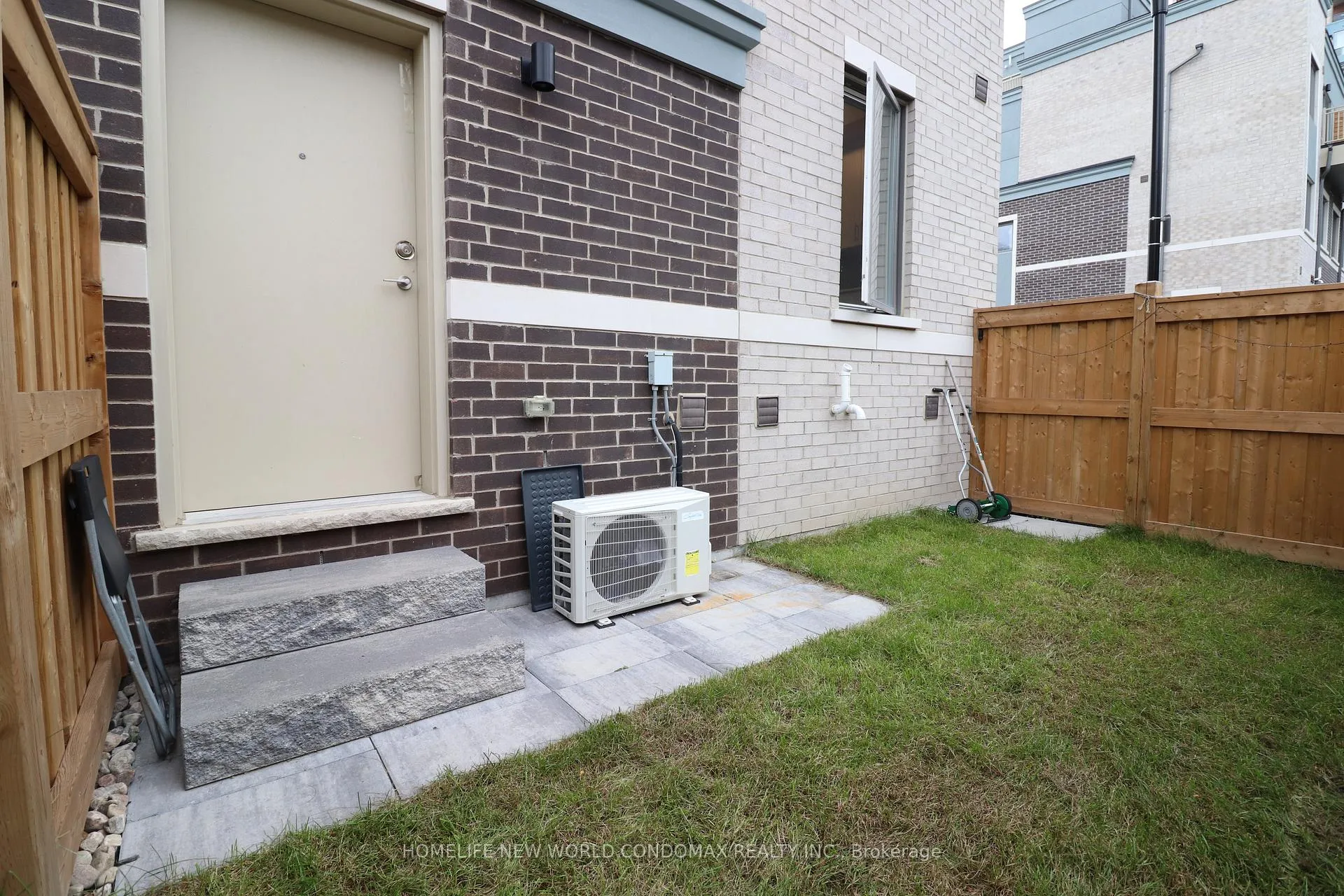 Photo 4 of Unit 73, 10 William Jackson Way, Etobicoke, New Toronto — HOMEH