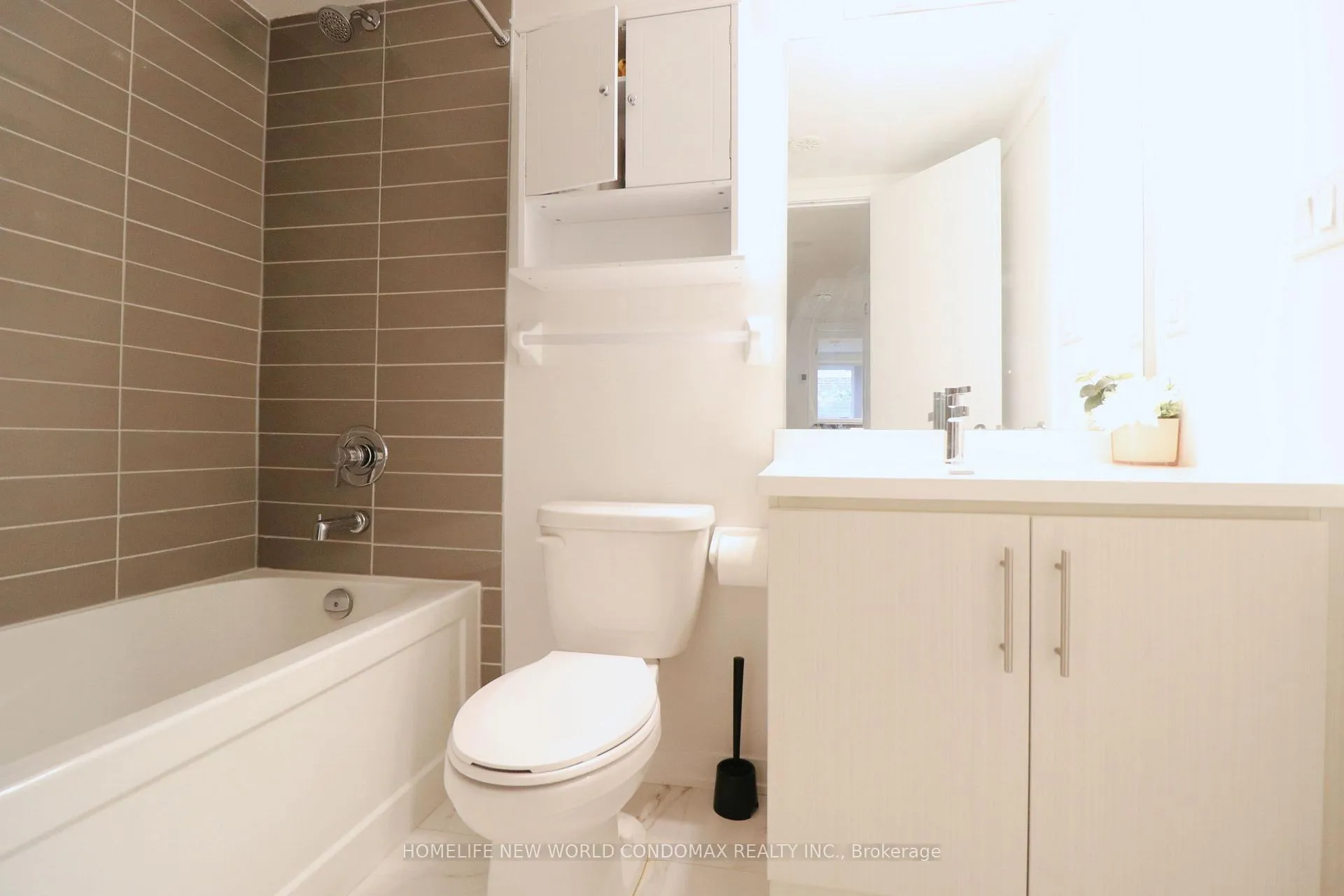 Photo 13 of Unit 73, 10 William Jackson Way, Etobicoke, New Toronto — HOMEH