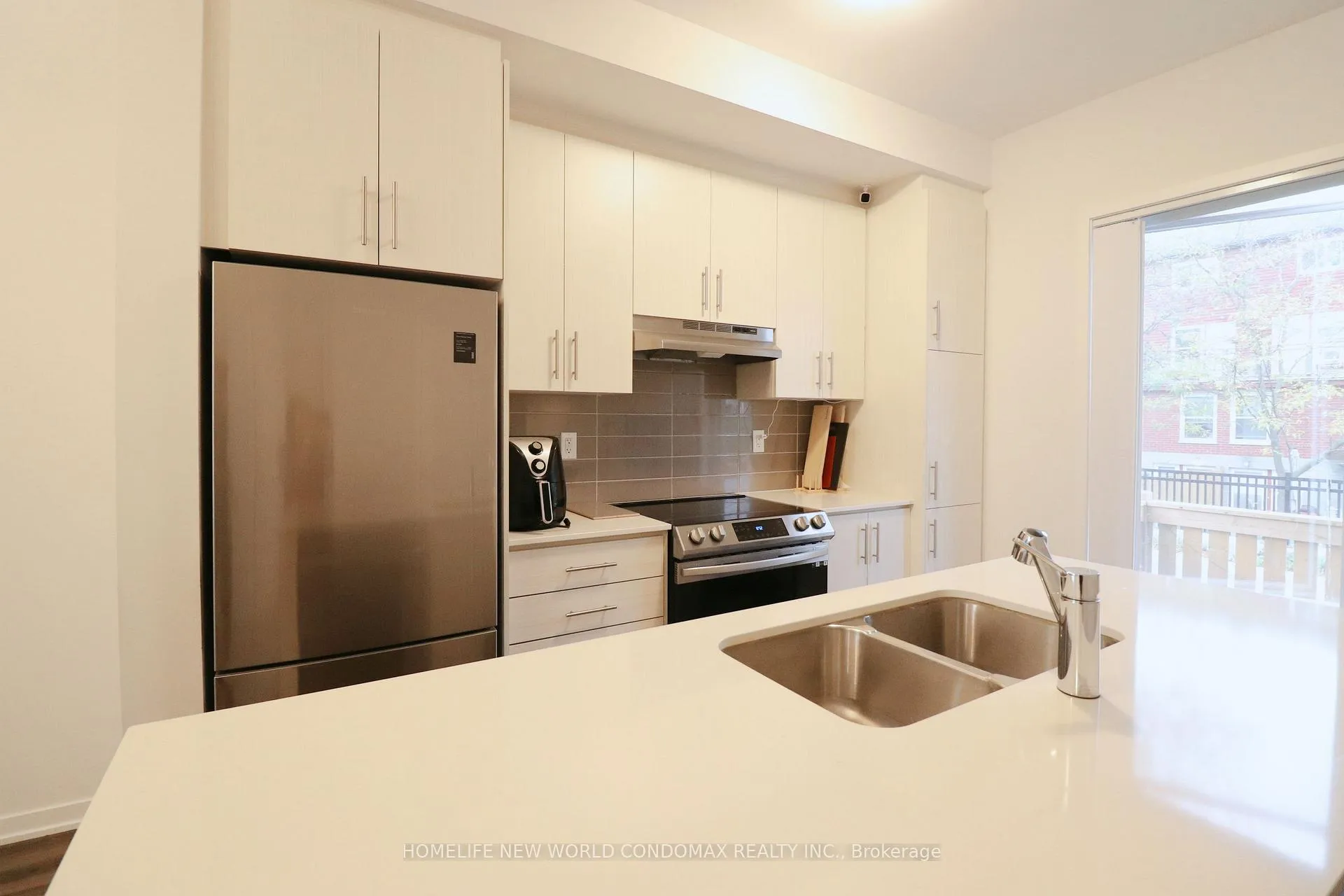 Photo 22 of Unit 73, 10 William Jackson Way, Etobicoke, New Toronto — HOMEH