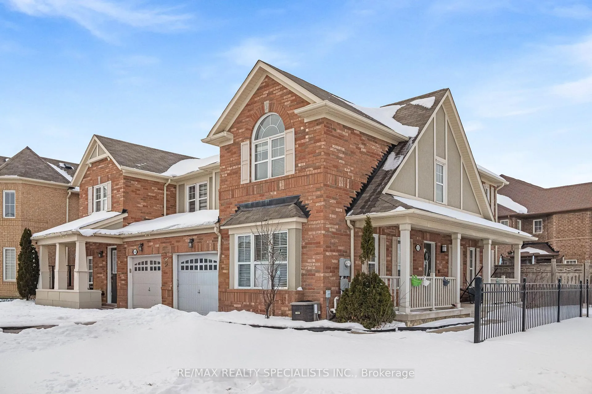 Photo 3 of 22 Apple Valley Way, Brampton, Bram East — HOMEH