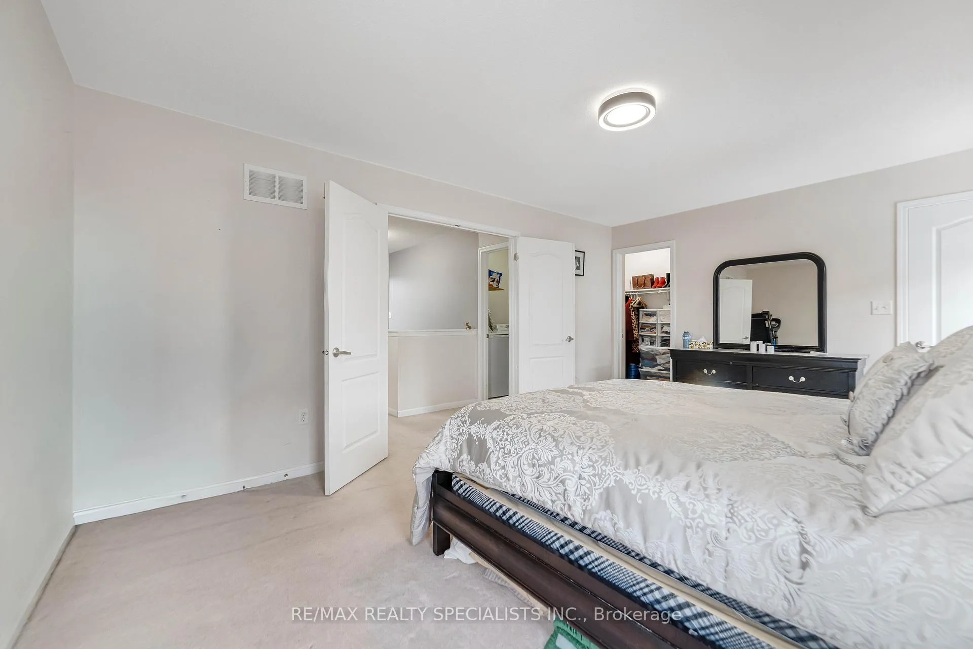 Photo 18 of 22 Apple Valley Way, Brampton, Bram East — HOMEH