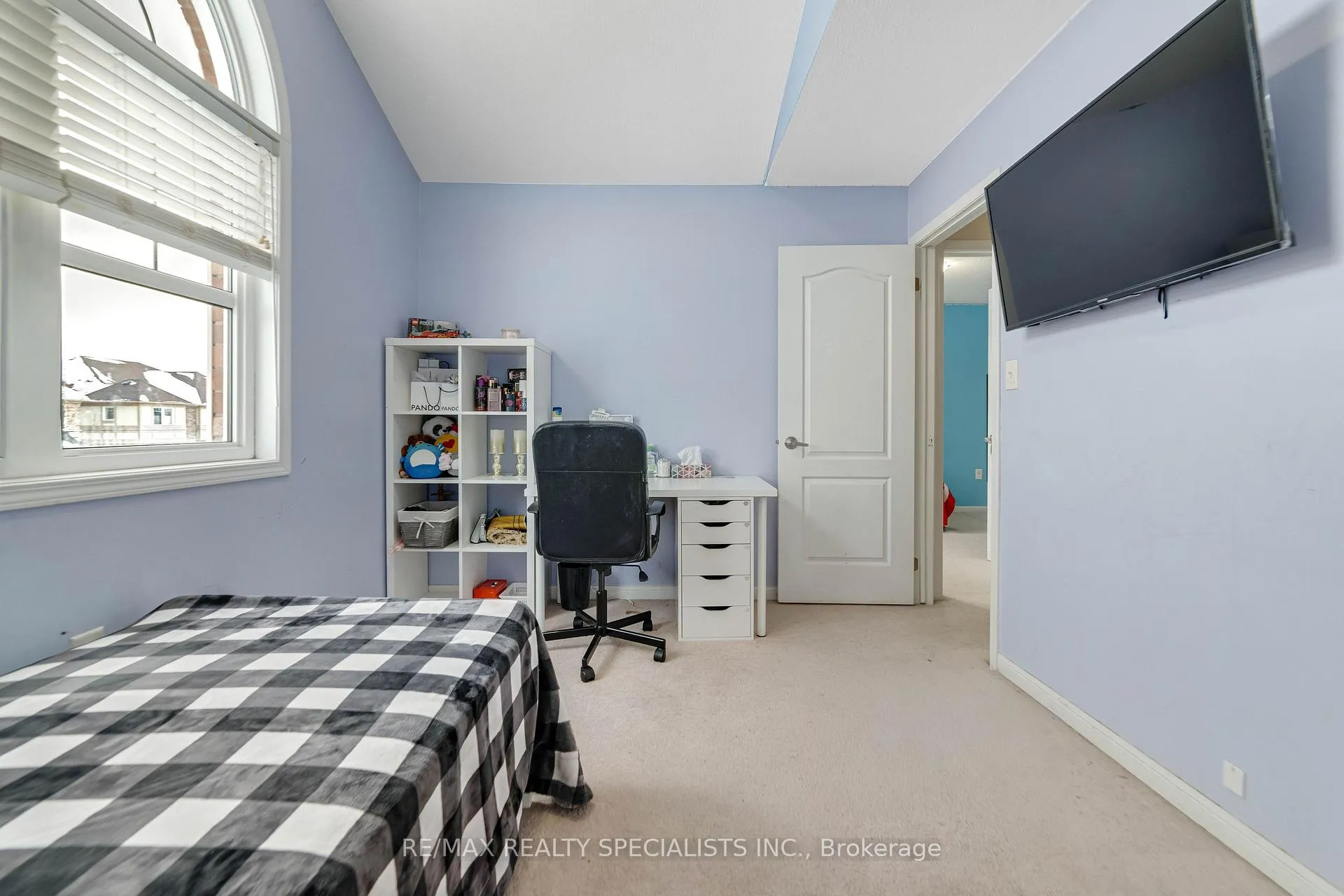 Photo 24 of 22 Apple Valley Way, Brampton, Bram East — HOMEH