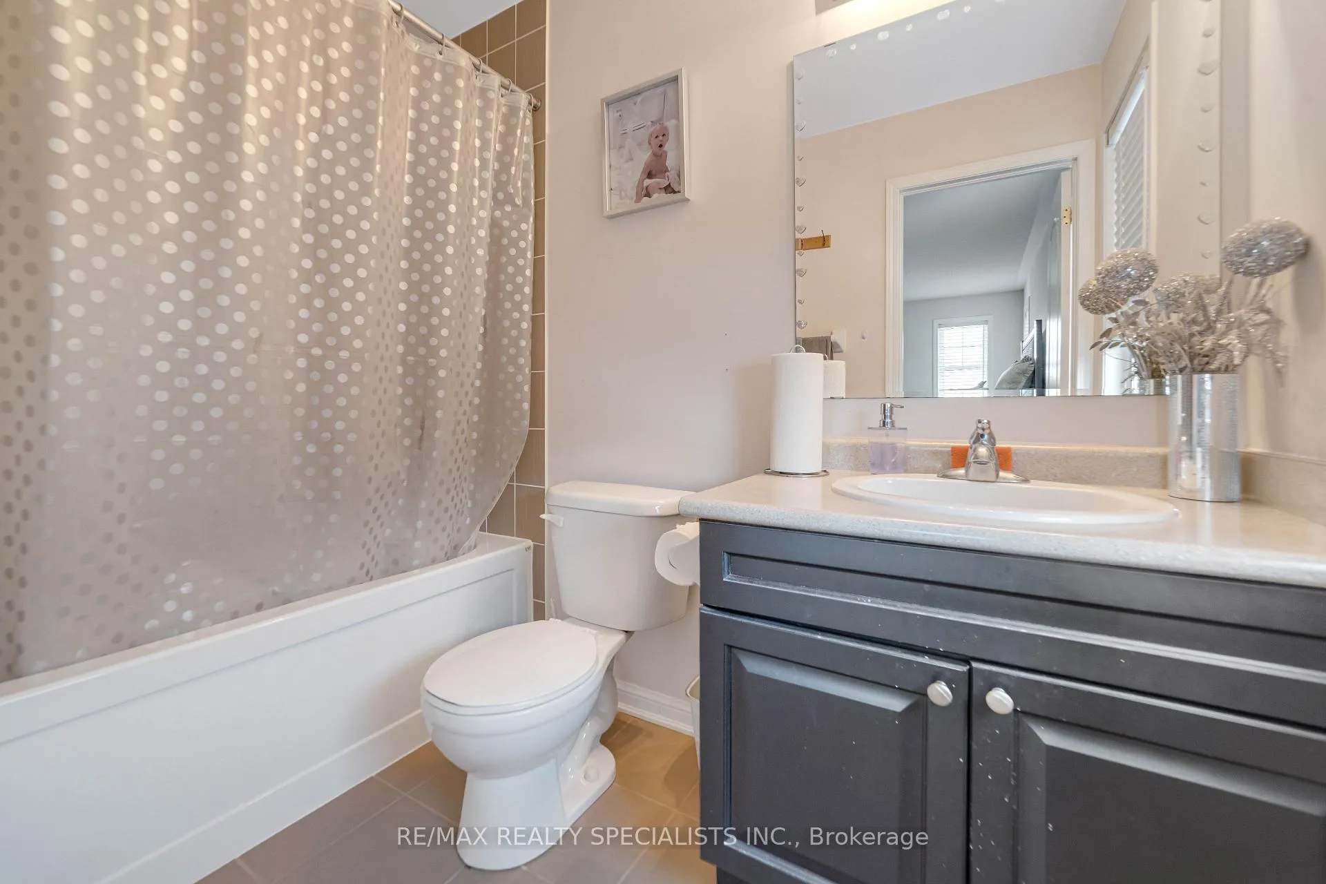 Photo 25 of 22 Apple Valley Way, Brampton, Bram East — HOMEH
