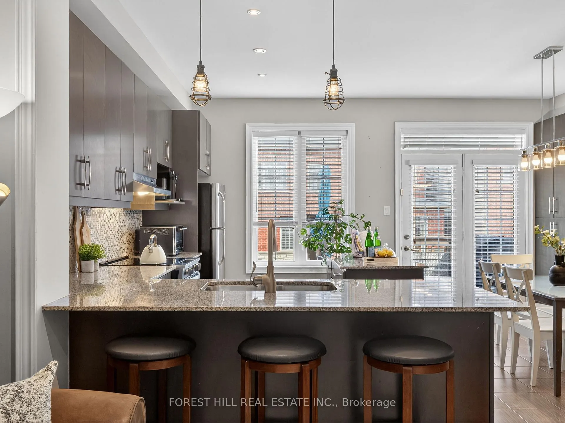 Photo 10 of 78 Bristlewood Crescent, Vaughan, Patterson — HOMEH