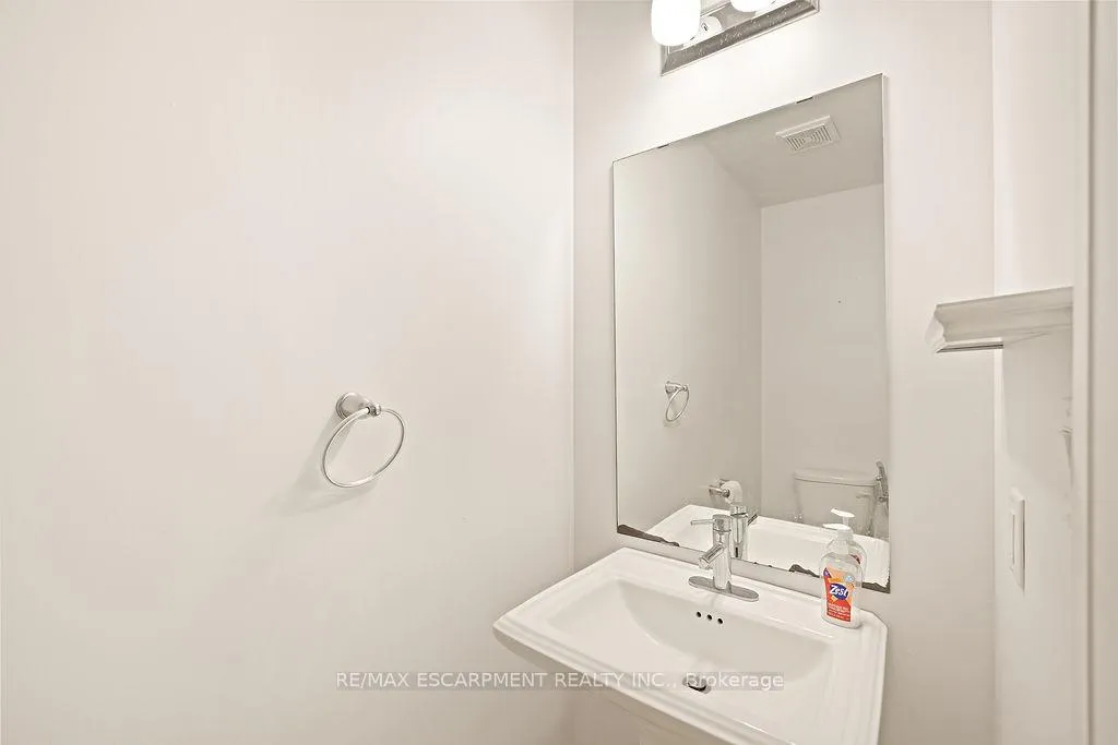 Photo 22 of Unit 33, 1169 Garner Road E, Hamilton, Meadowlands — HOMEH