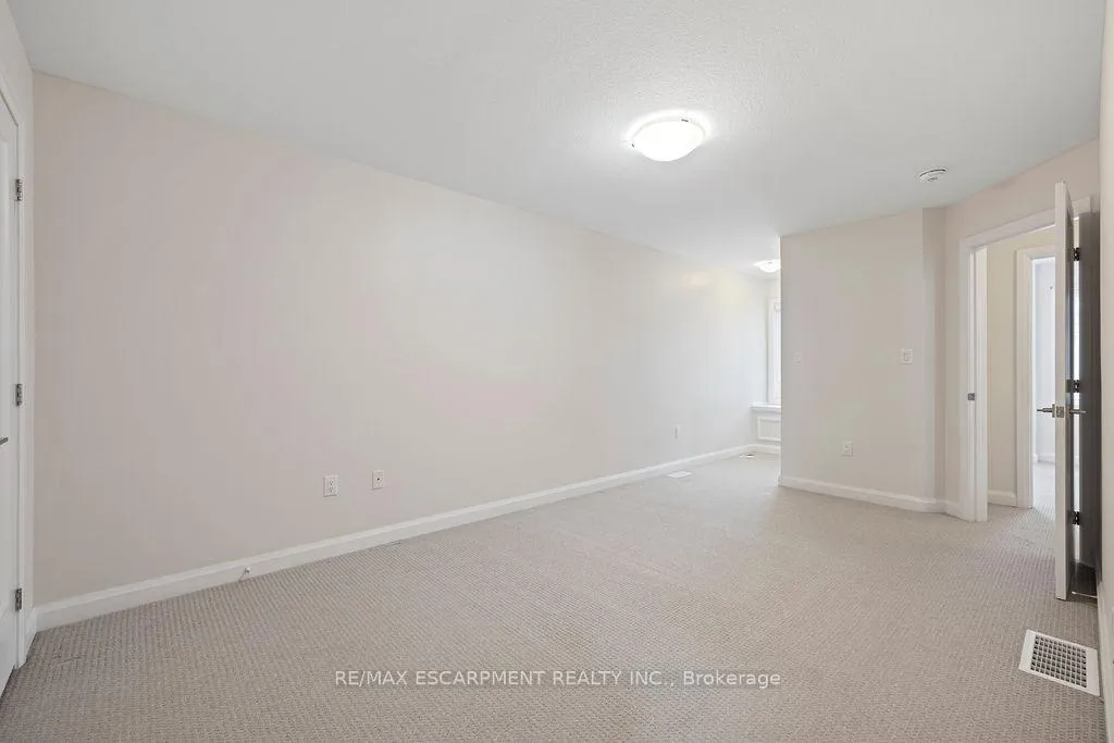 Photo 34 of Unit 33, 1169 Garner Road E, Hamilton, Meadowlands — HOMEH
