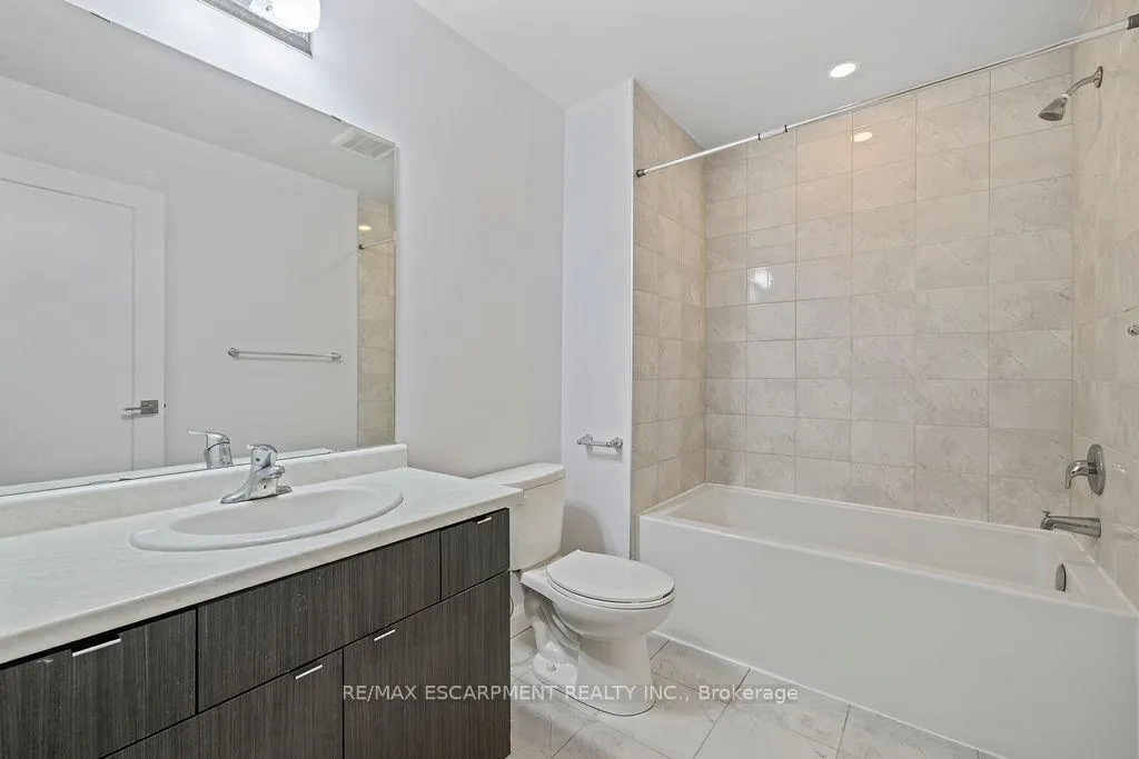 Photo 36 of Unit 33, 1169 Garner Road E, Hamilton, Meadowlands — HOMEH