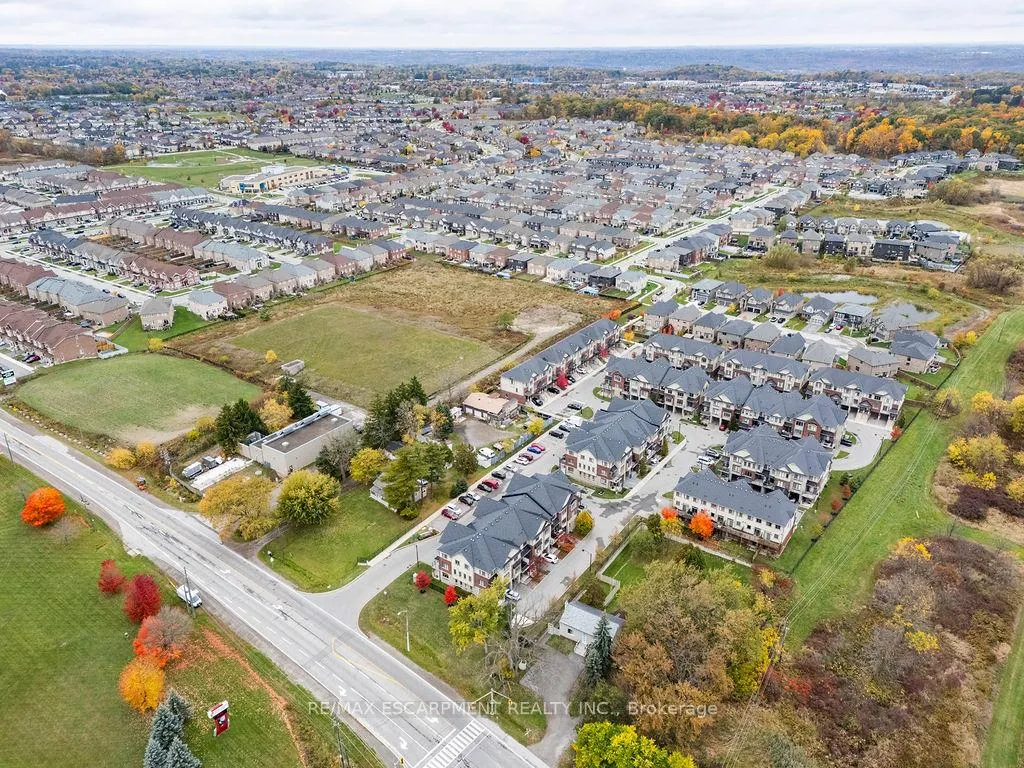 Photo 41 of Unit 33, 1169 Garner Road E, Hamilton, Meadowlands — HOMEH