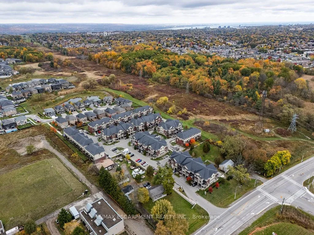 Photo 42 of Unit 33, 1169 Garner Road E, Hamilton, Meadowlands — HOMEH