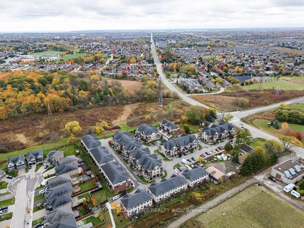 Photo 43 of Unit 33, 1169 Garner Road E, Hamilton, Meadowlands — HOMEH