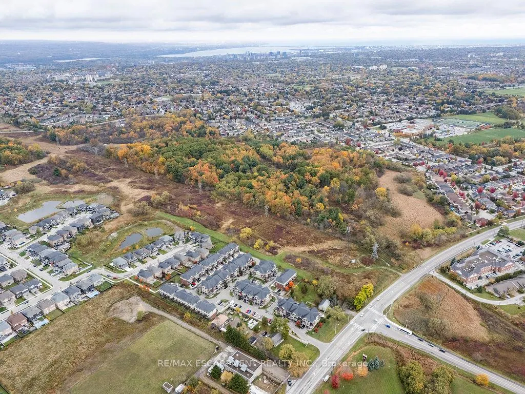 Photo 46 of Unit 33, 1169 Garner Road E, Hamilton, Meadowlands — HOMEH