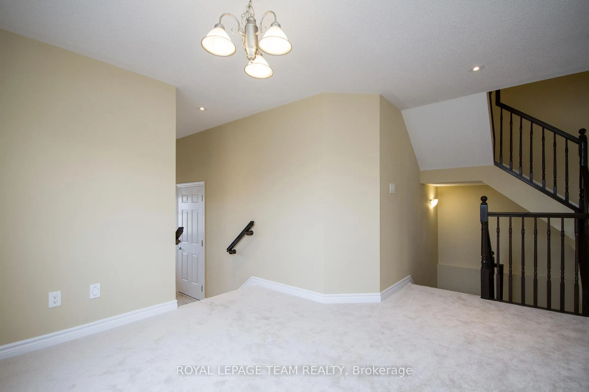 Photo 13 of 464 Brettonwood Ridge, Ottawa, Kanata - Kanata Lakes/Heritage Hills — HOMEH