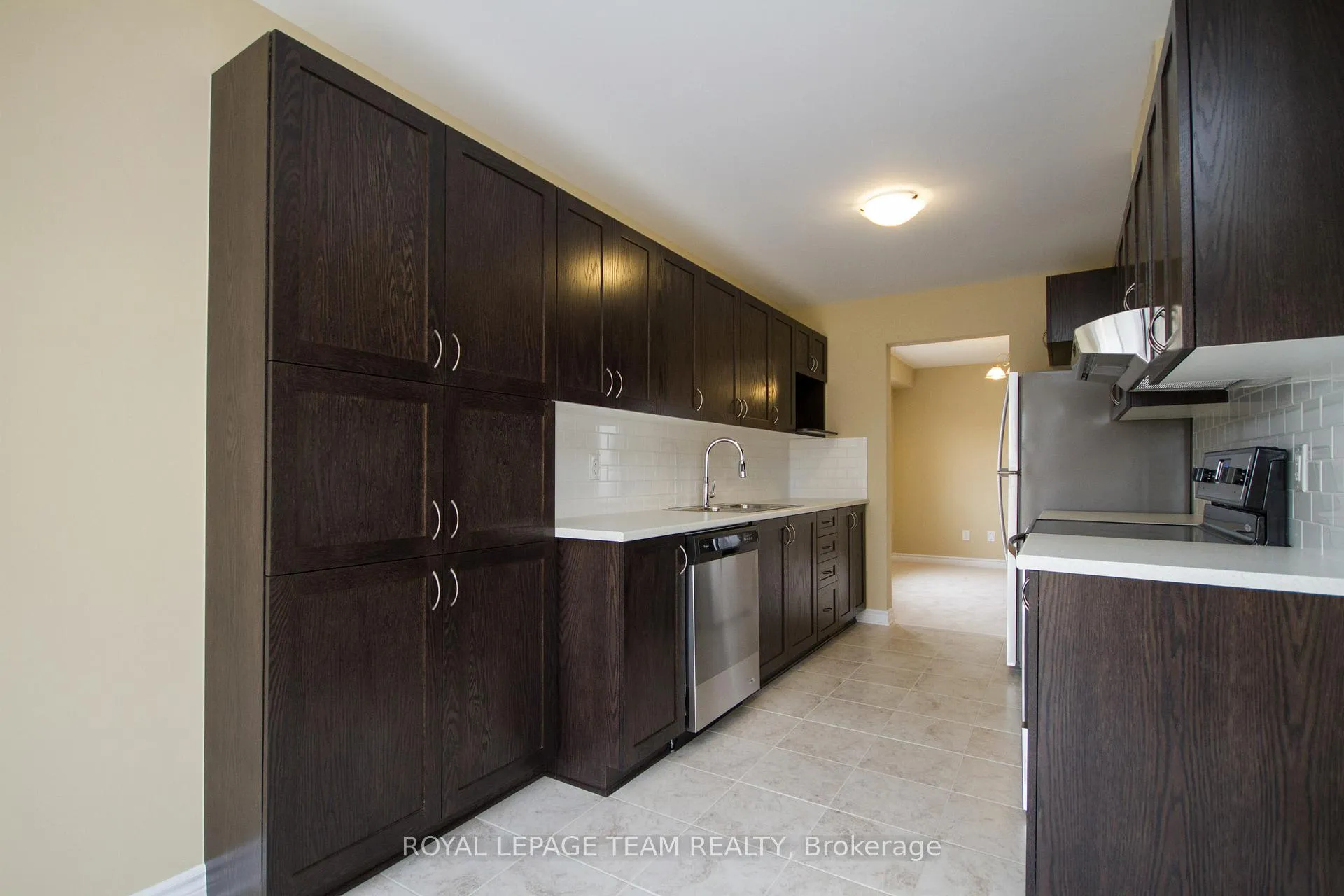 Photo 15 of 464 Brettonwood Ridge, Ottawa, Kanata - Kanata Lakes/Heritage Hills — HOMEH
