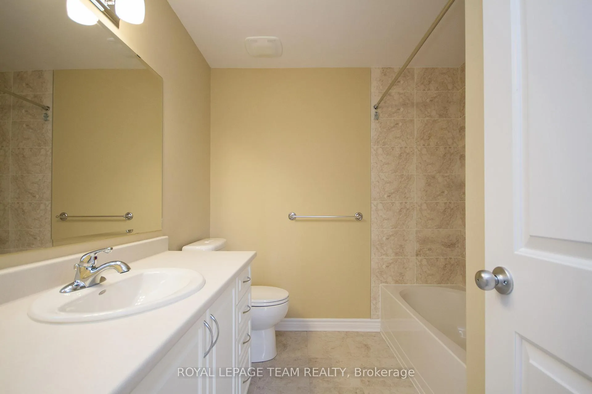 Photo 35 of 464 Brettonwood Ridge, Ottawa, Kanata - Kanata Lakes/Heritage Hills — HOMEH