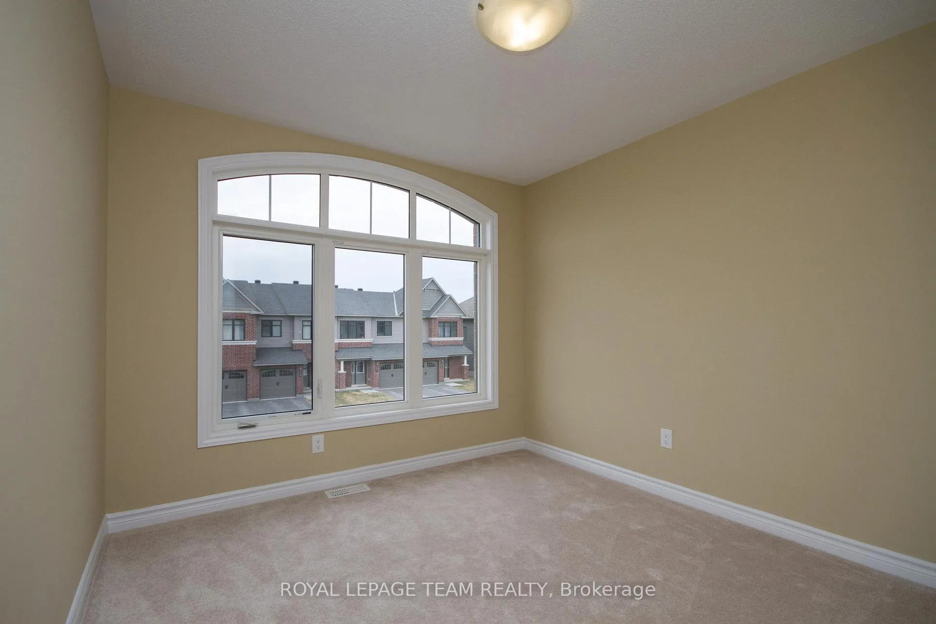 Photo 37 of 464 Brettonwood Ridge, Ottawa, Kanata - Kanata Lakes/Heritage Hills — HOMEH