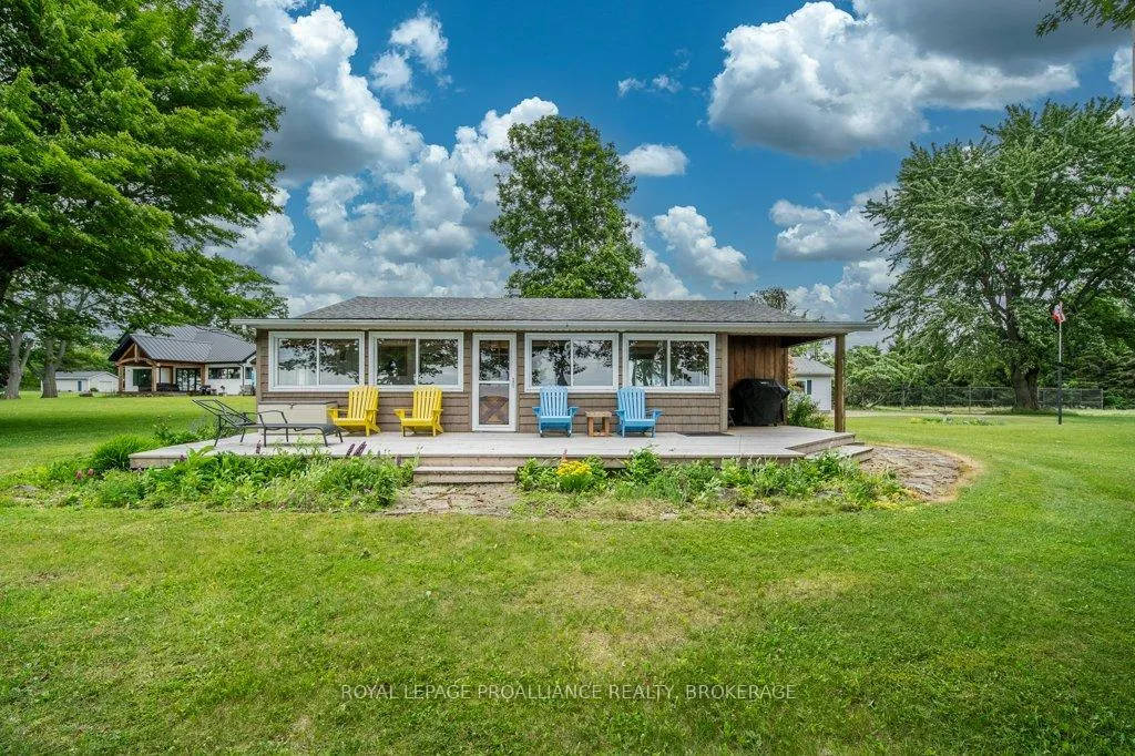 Photo 3 of 27 Berry Lane, Frontenac Islands, The Islands — HOMEH