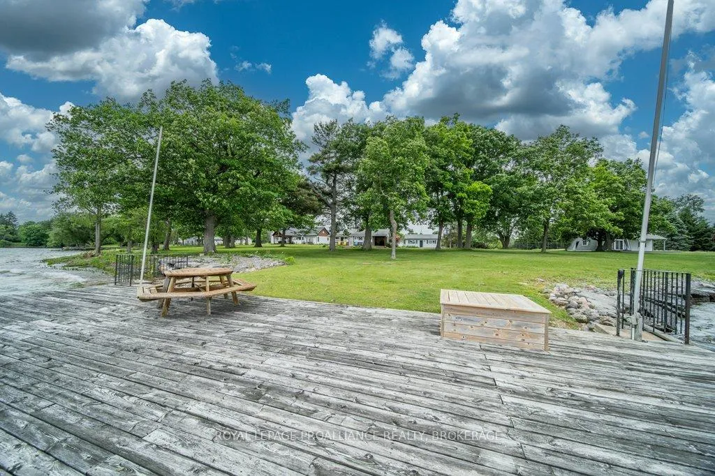 Photo 34 of 27 Berry Lane, Frontenac Islands, The Islands — HOMEH