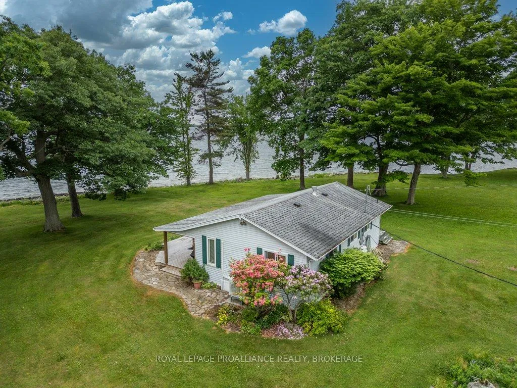 Photo 40 of 27 Berry Lane, Frontenac Islands, The Islands — HOMEH