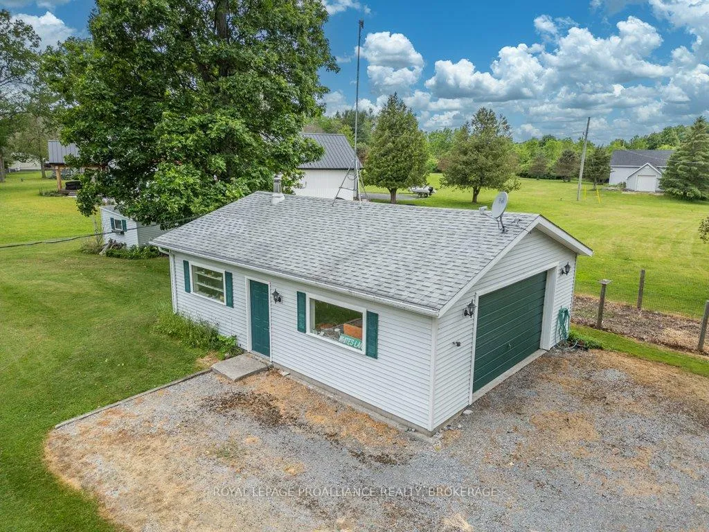 Photo 42 of 27 Berry Lane, Frontenac Islands, The Islands — HOMEH