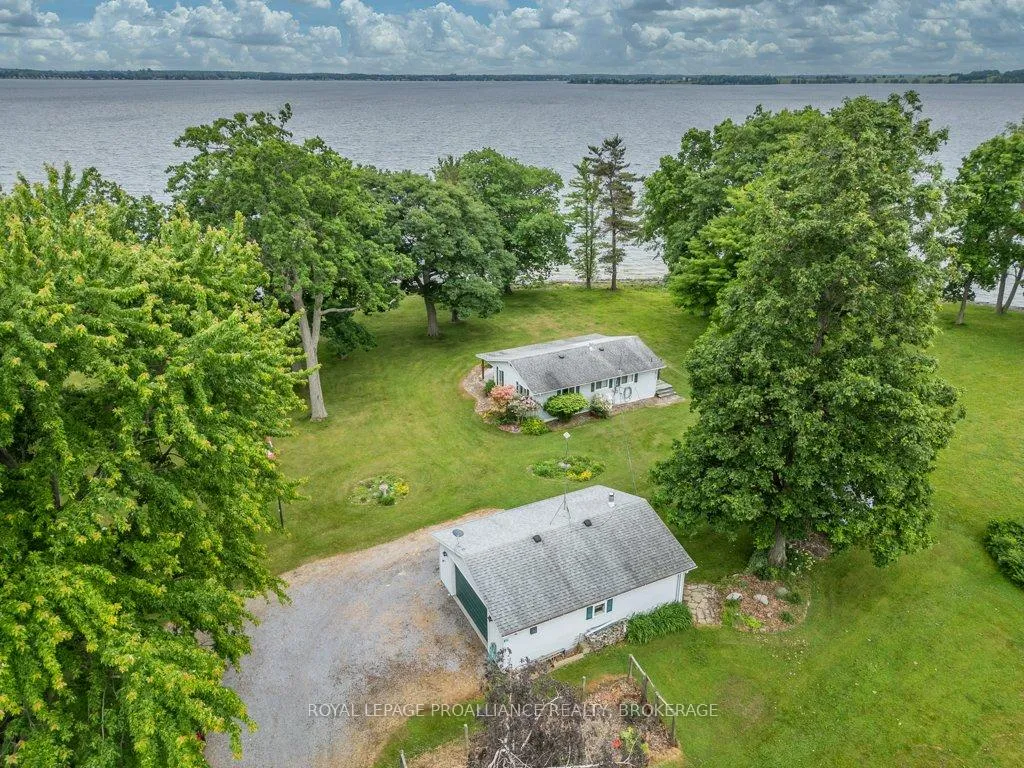Photo 43 of 27 Berry Lane, Frontenac Islands, The Islands — HOMEH