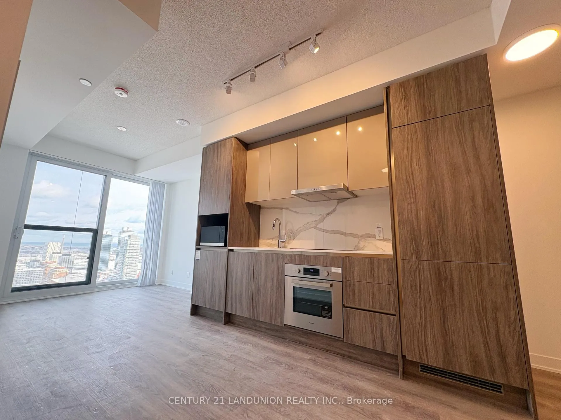 Photo 1 of 3505 180 Front Street E, Toronto, Moss Park — HOMEH