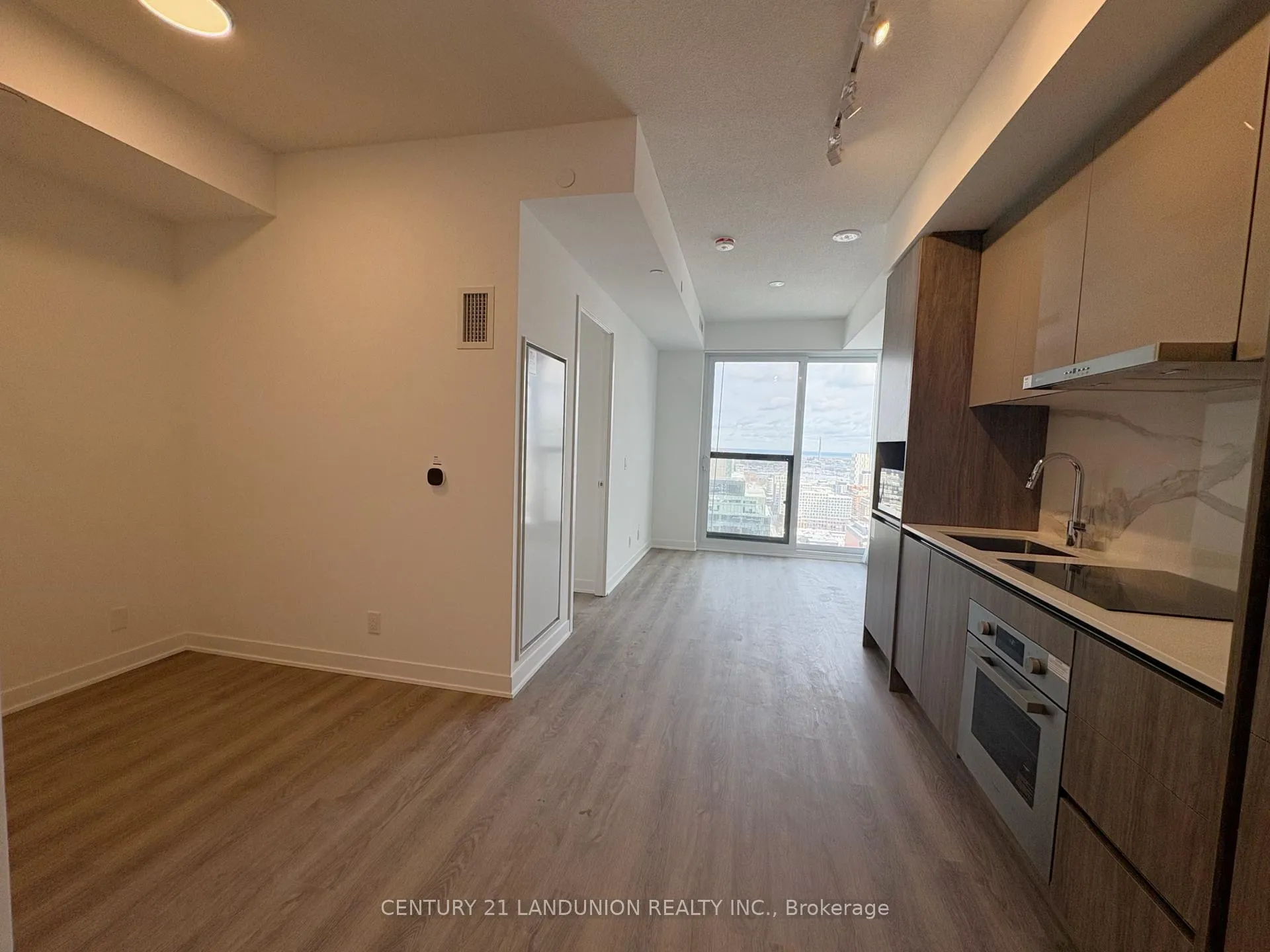 Photo 2 of 3505 180 Front Street E, Toronto, Moss Park — HOMEH
