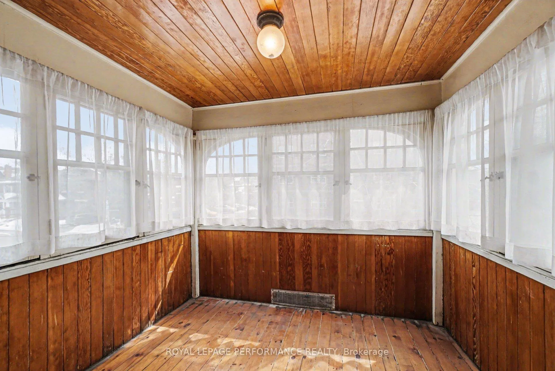 Photo 15 of 395 Second Avenue, Ottawa, Glebe — HOMEH