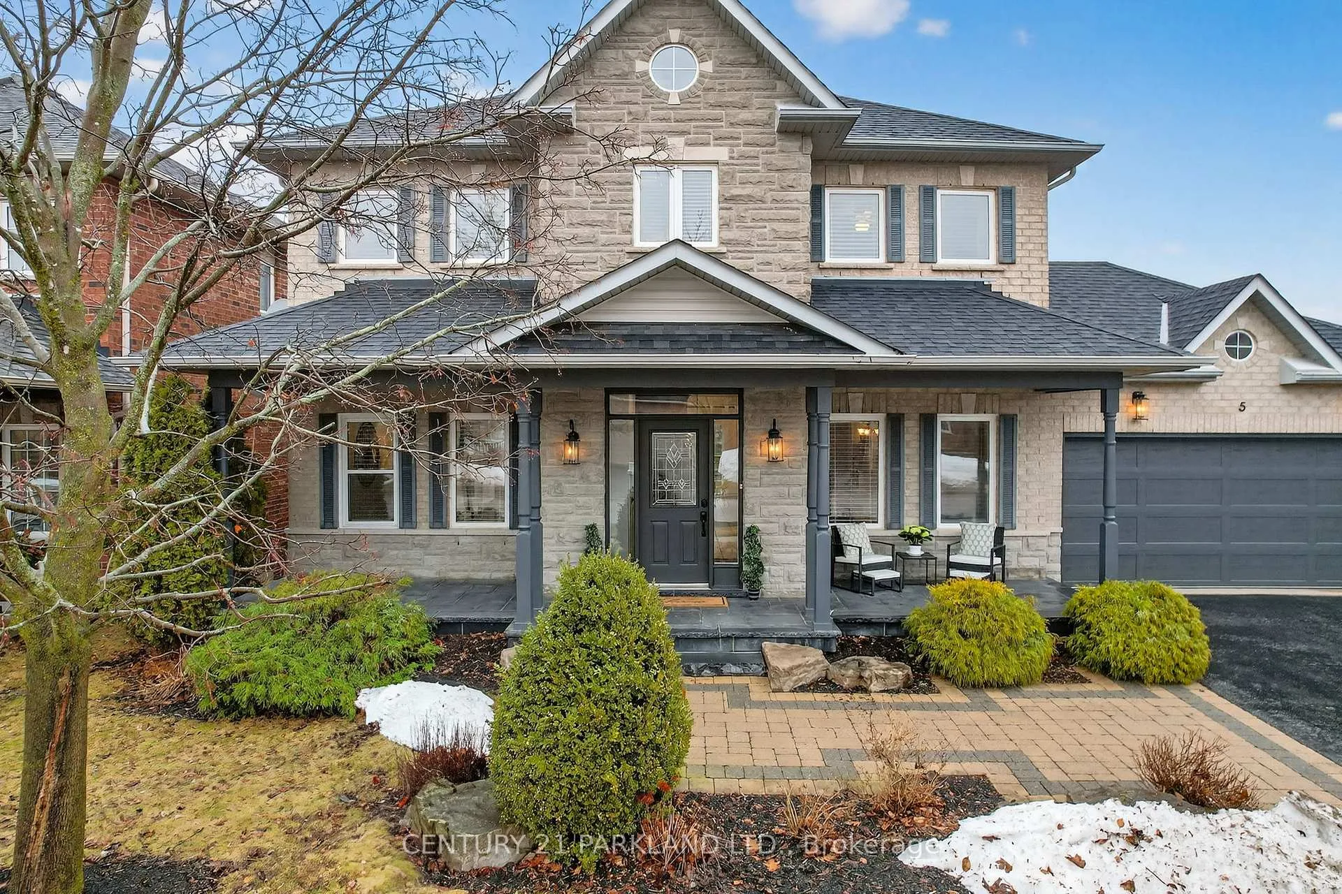 Photo 1 of 5 Brownscombe Crescent, Uxbridge — HOMEH
