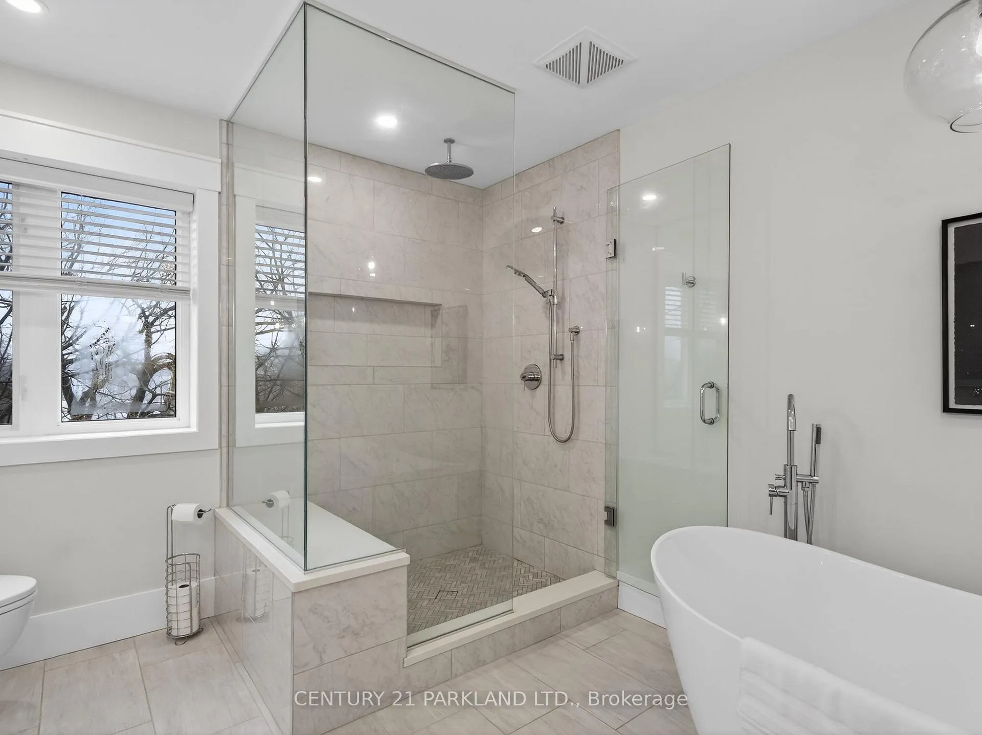 Photo 16 of 5 Brownscombe Crescent, Uxbridge — HOMEH
