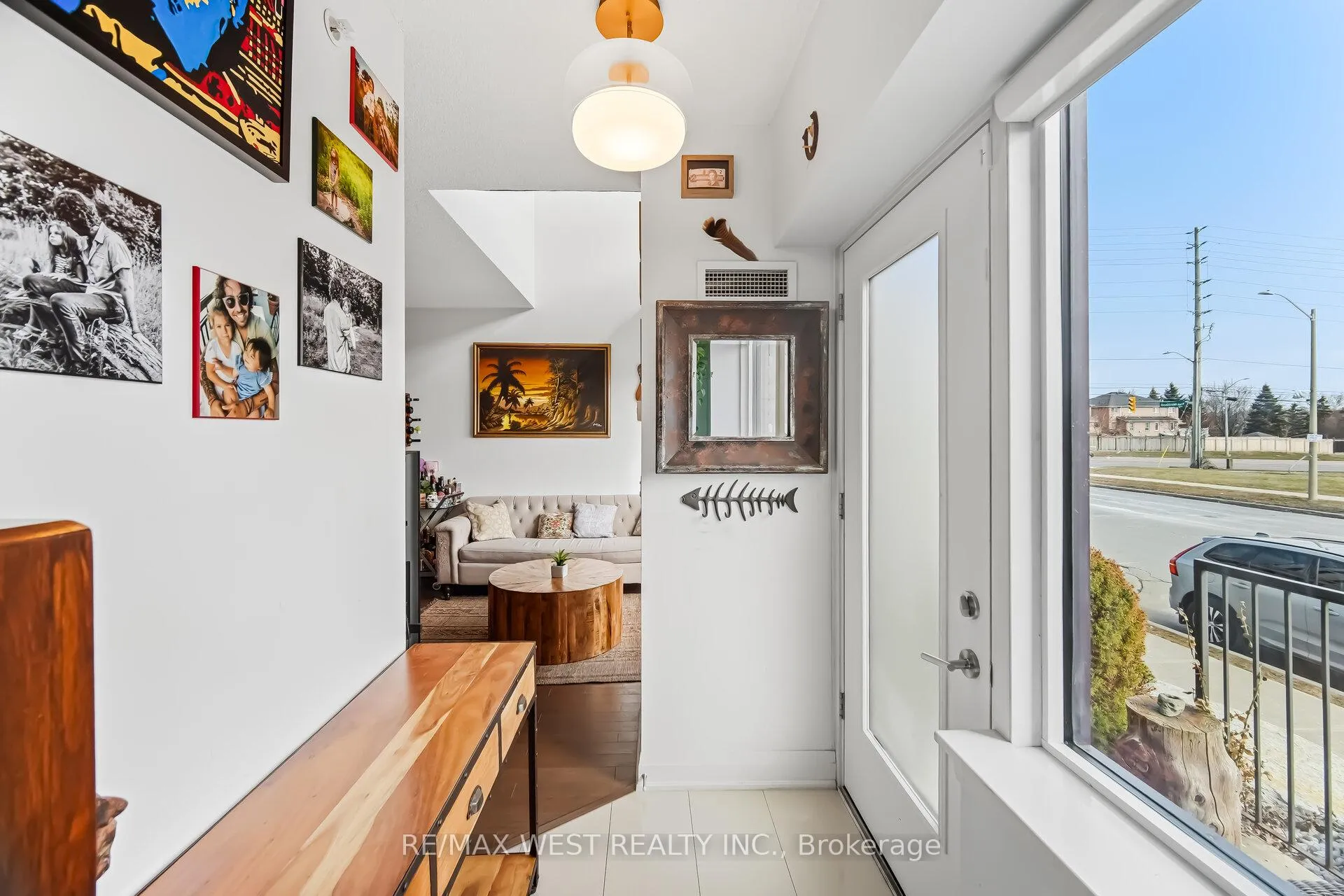Photo 6 of Unit 110, 12 Woodstream Boulevard, Vaughan, Vaughan Grove — HOMEH