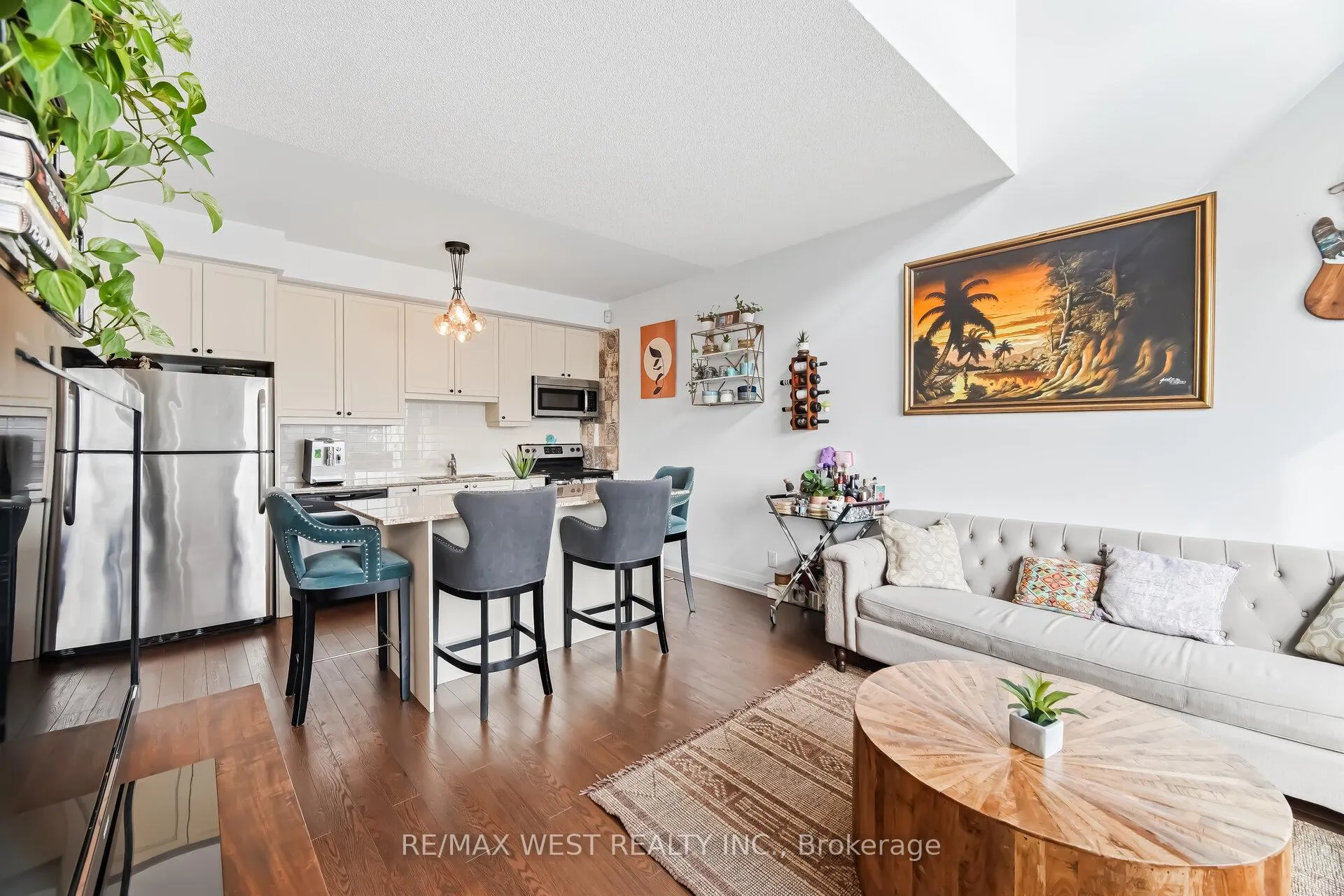 Photo 7 of Unit 110, 12 Woodstream Boulevard, Vaughan, Vaughan Grove — HOMEH