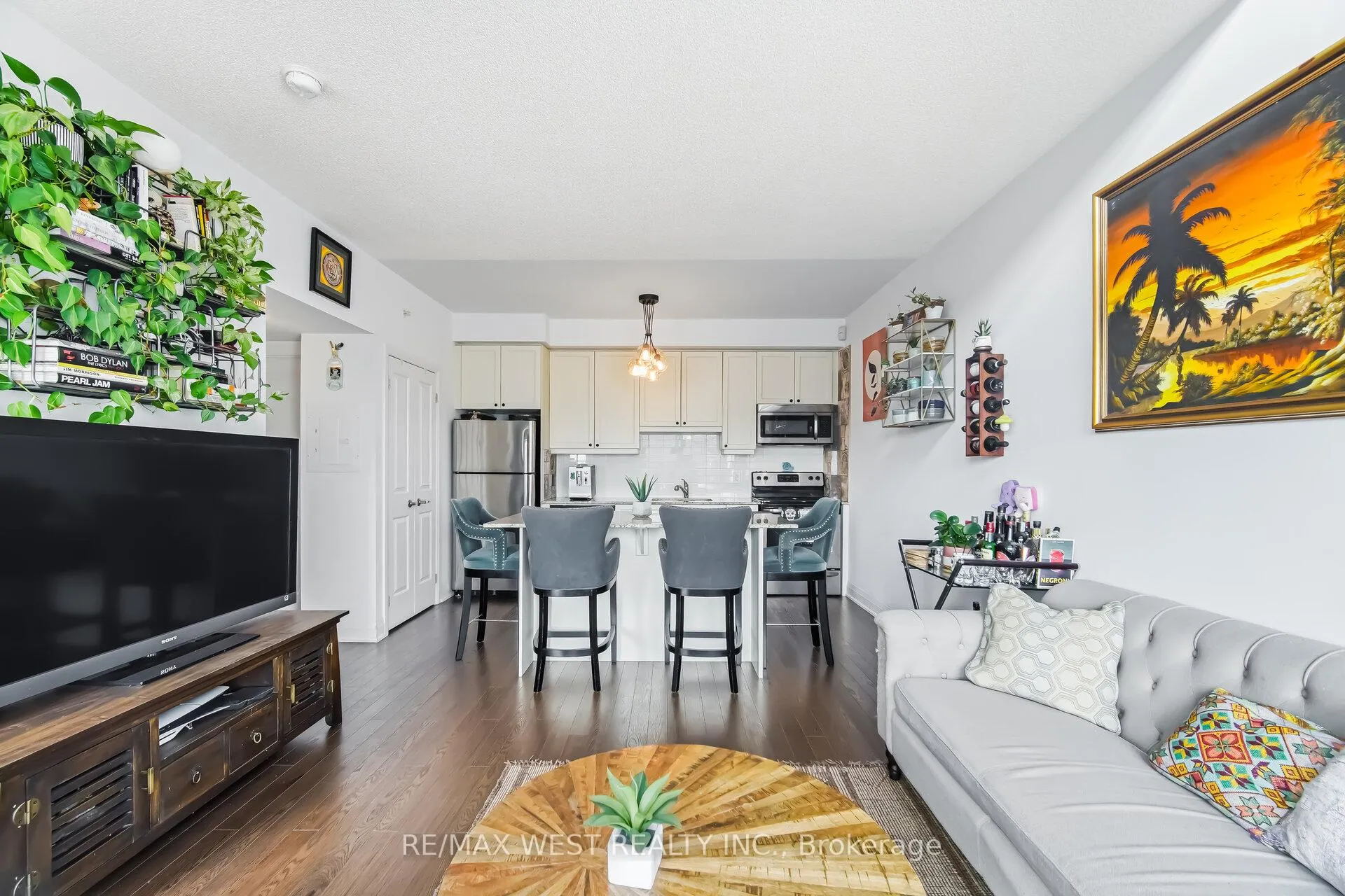 Photo 9 of Unit 110, 12 Woodstream Boulevard, Vaughan, Vaughan Grove — HOMEH