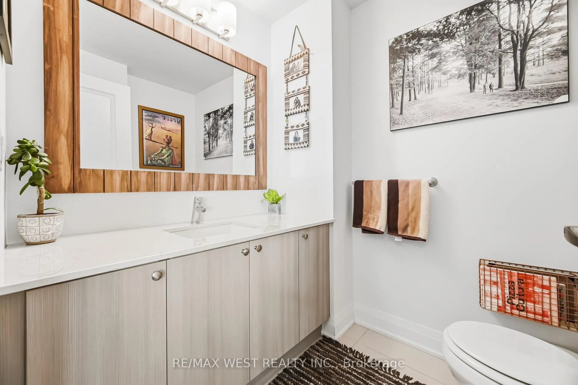 Photo 13 of Unit 110, 12 Woodstream Boulevard, Vaughan, Vaughan Grove — HOMEH