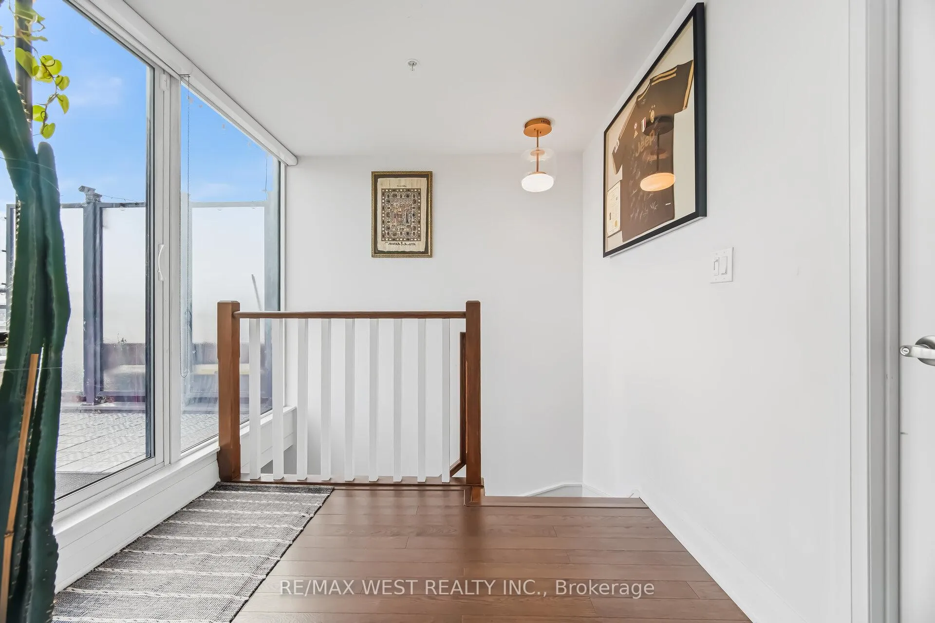 Photo 21 of Unit 110, 12 Woodstream Boulevard, Vaughan, Vaughan Grove — HOMEH