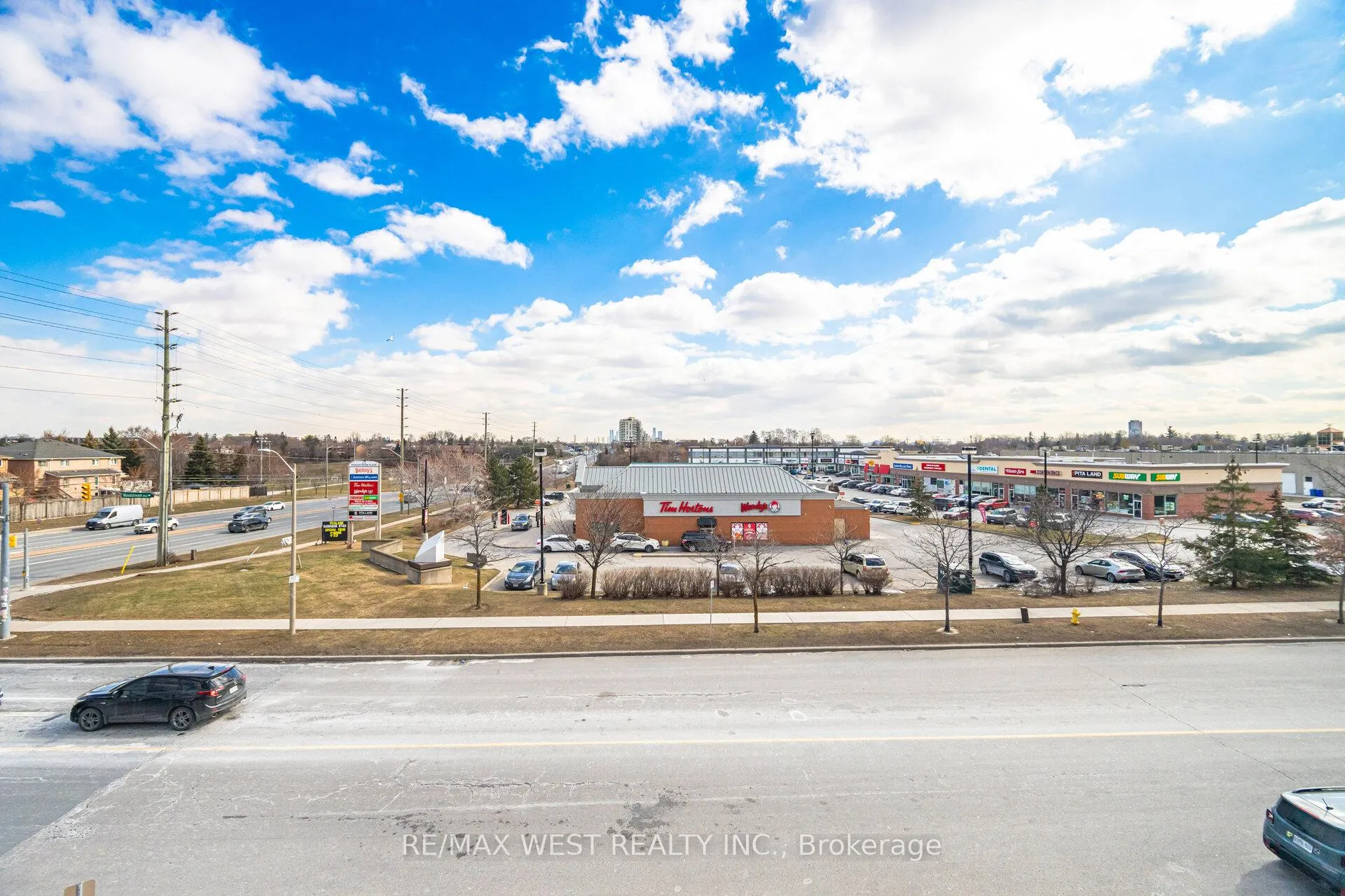 Photo 29 of Unit 110, 12 Woodstream Boulevard, Vaughan, Vaughan Grove — HOMEH