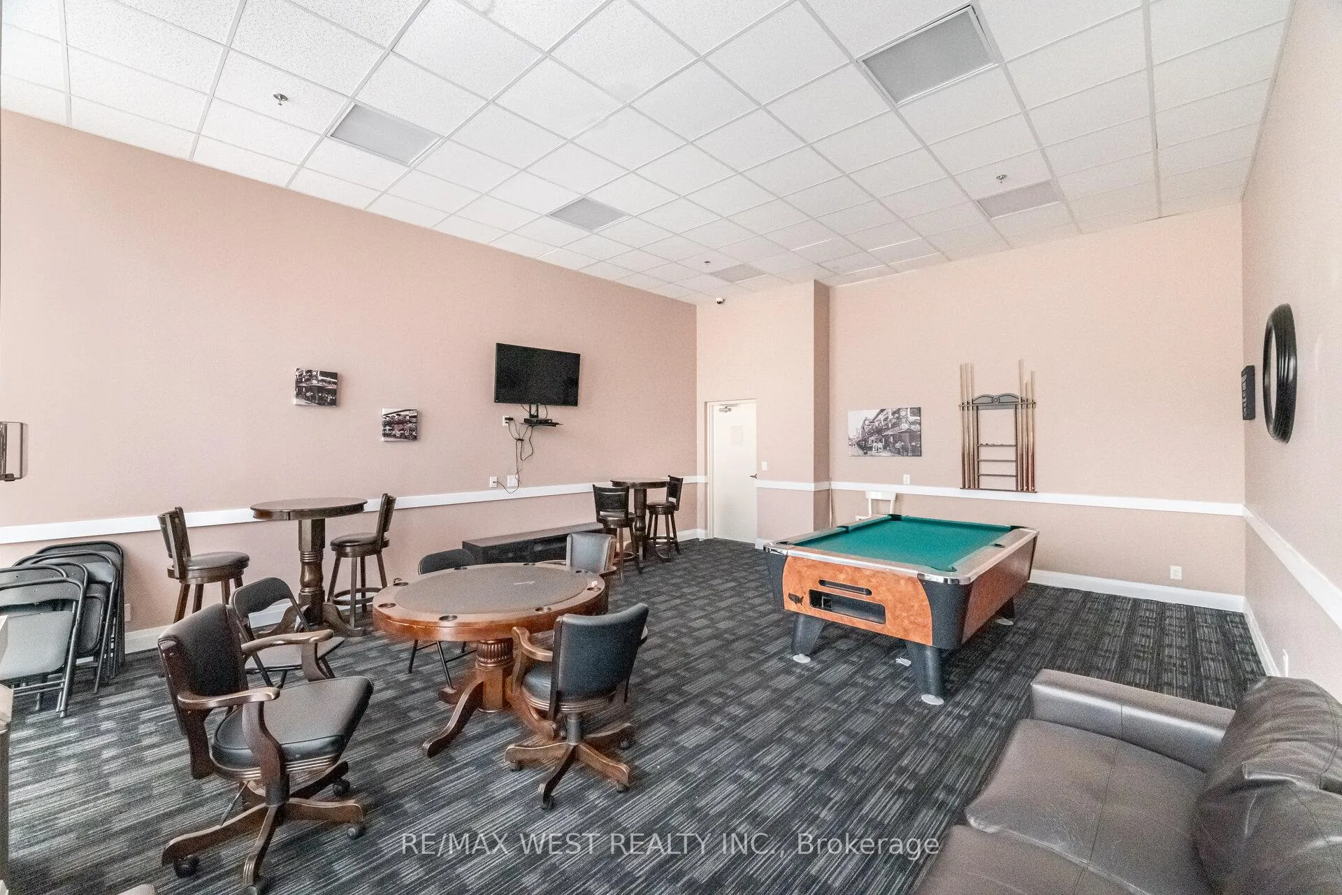 Photo 31 of Unit 110, 12 Woodstream Boulevard, Vaughan, Vaughan Grove — HOMEH