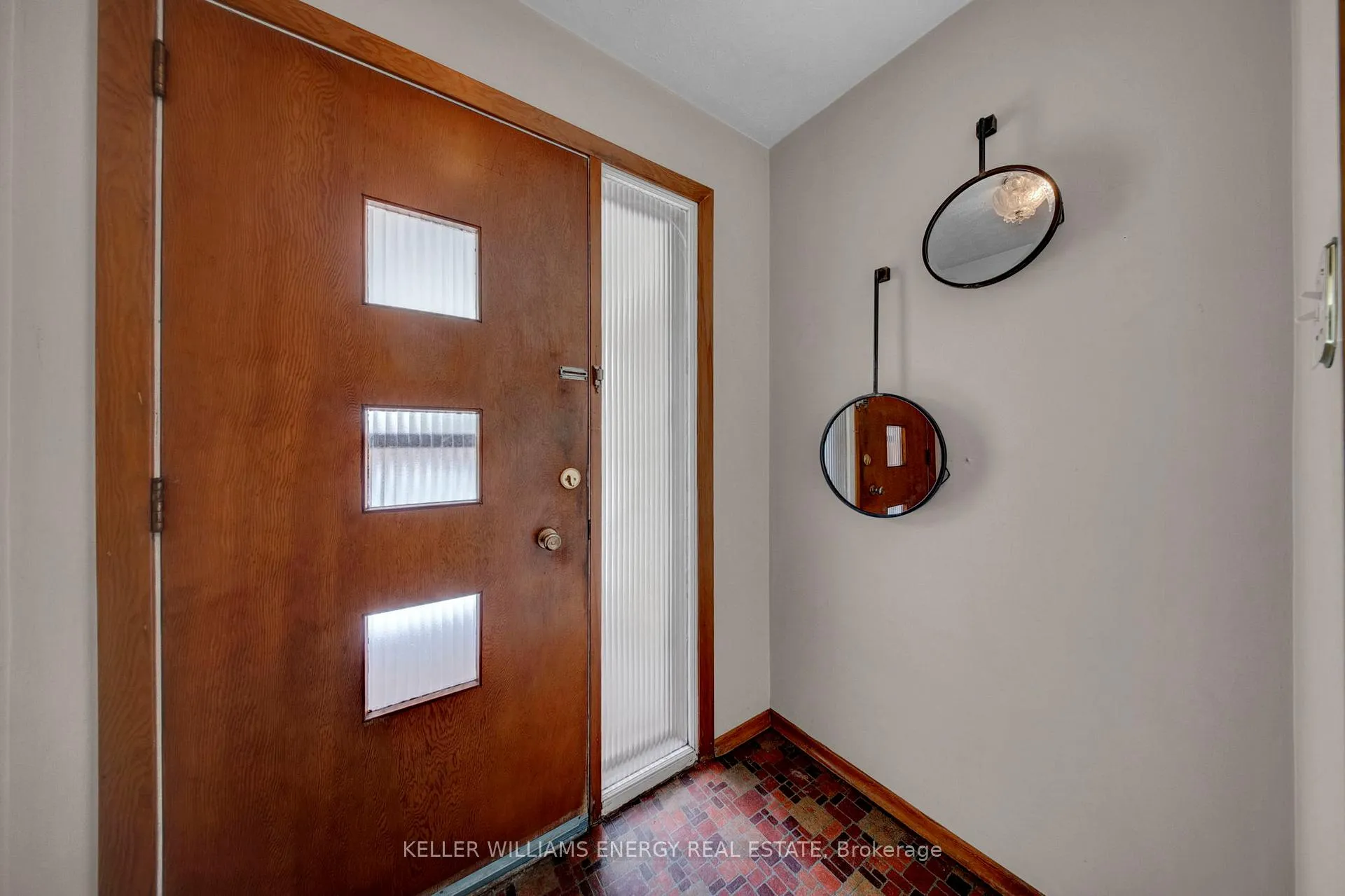 Photo 7 of 855 Timothy Street, Peterborough, Northcrest Ward 5 — HOMEH
