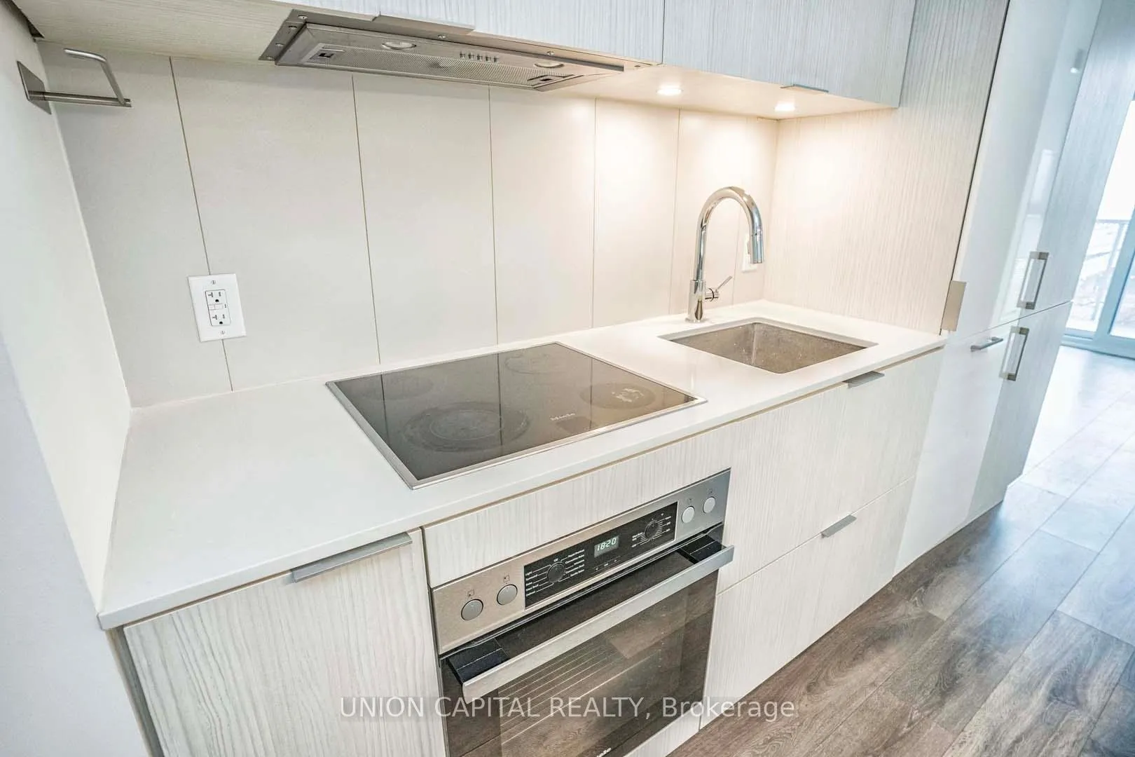 Photo 8 of Unit 702, 20 Richardson Street, Toronto, Waterfront Communities — HOMEH