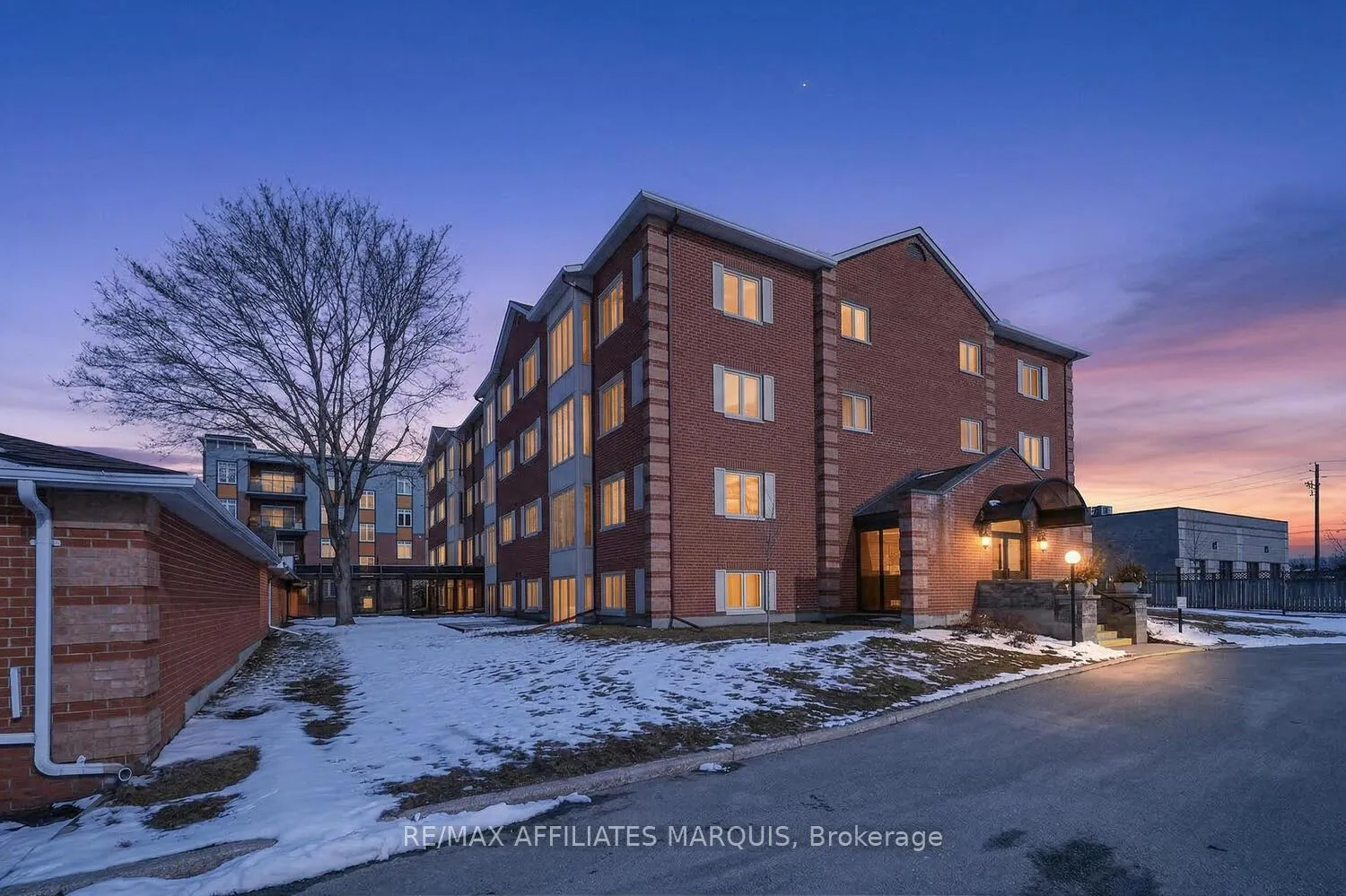 Photo 1 of Unit 304, 10 Armstrong Drive, Smiths Falls — HOMEH