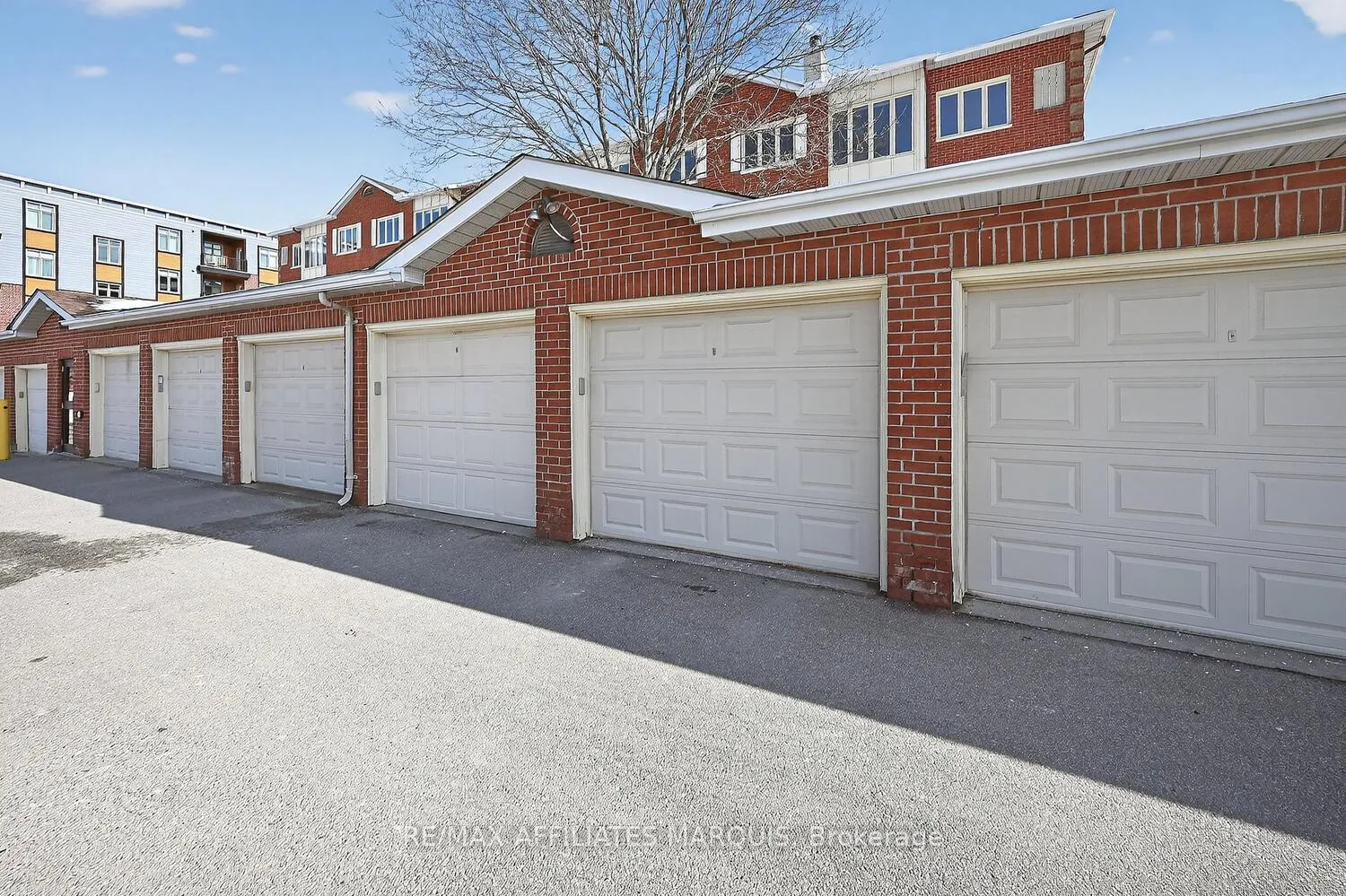 Photo 2 of Unit 304, 10 Armstrong Drive, Smiths Falls — HOMEH