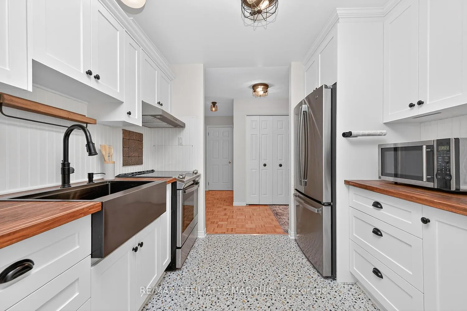 Photo 7 of Unit 304, 10 Armstrong Drive, Smiths Falls — HOMEH