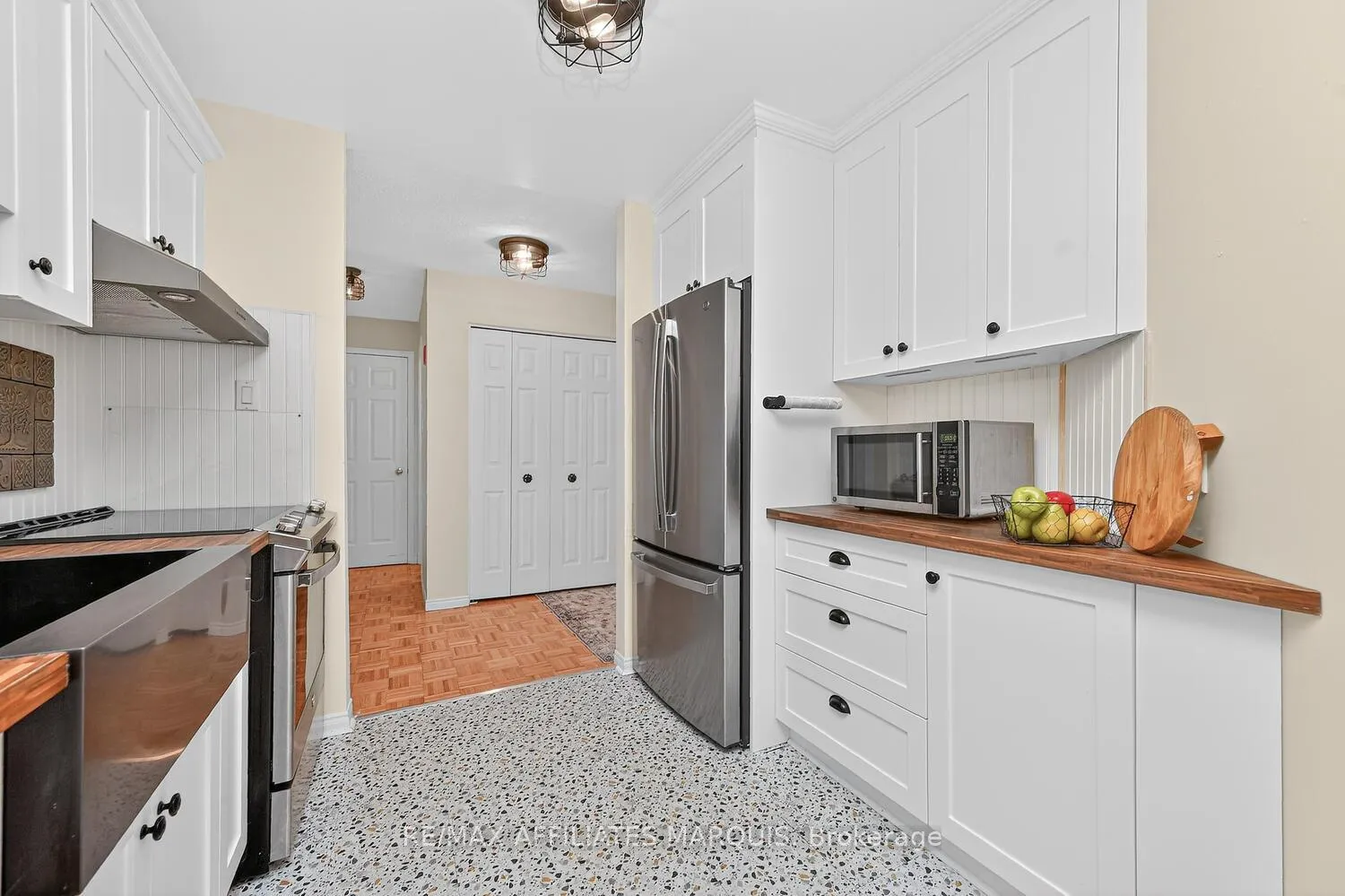 Photo 8 of Unit 304, 10 Armstrong Drive, Smiths Falls — HOMEH